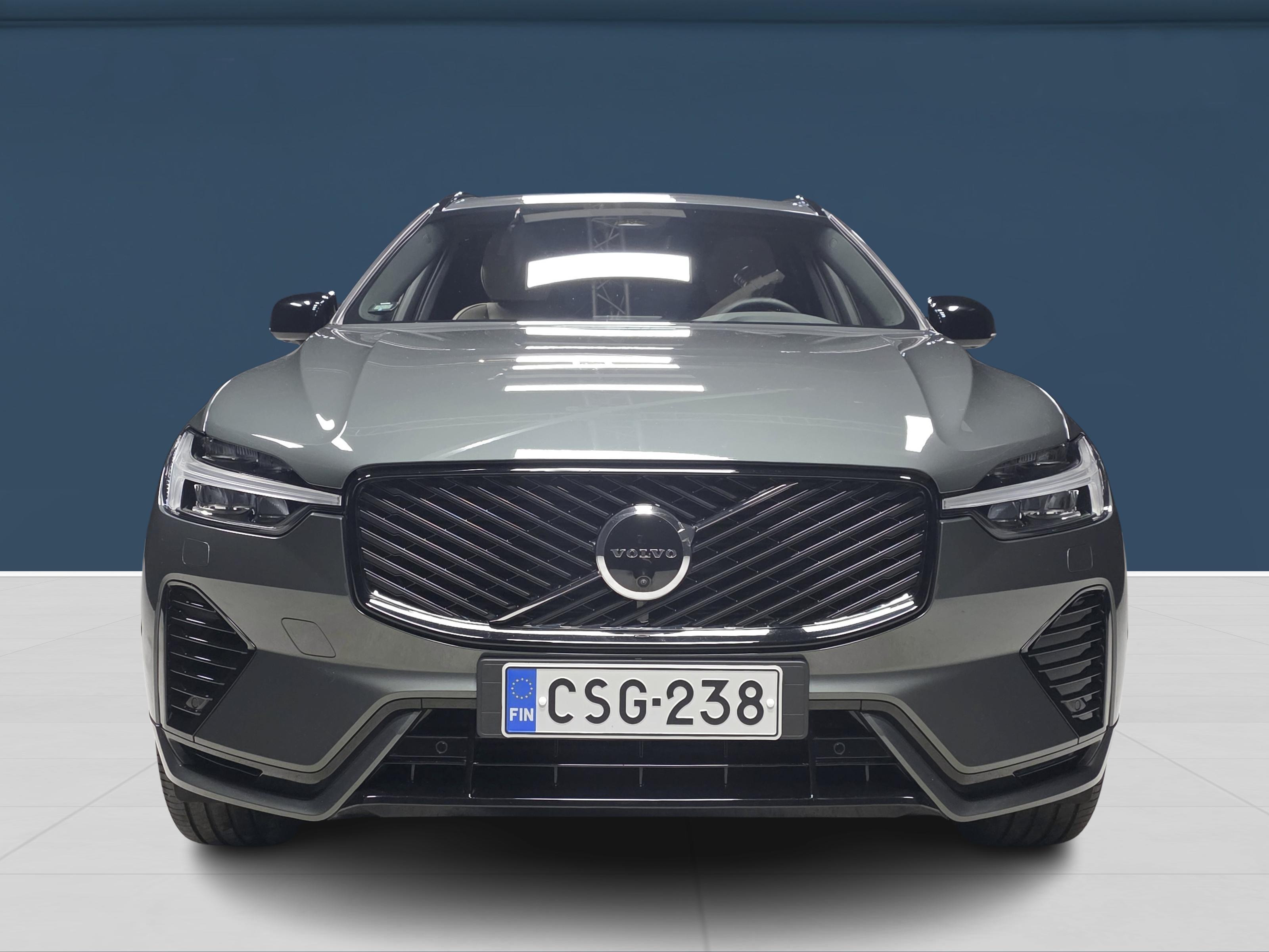 Volvo XC60 T6 AWD Long Range Plus Dark 2026, kuva 2/18
