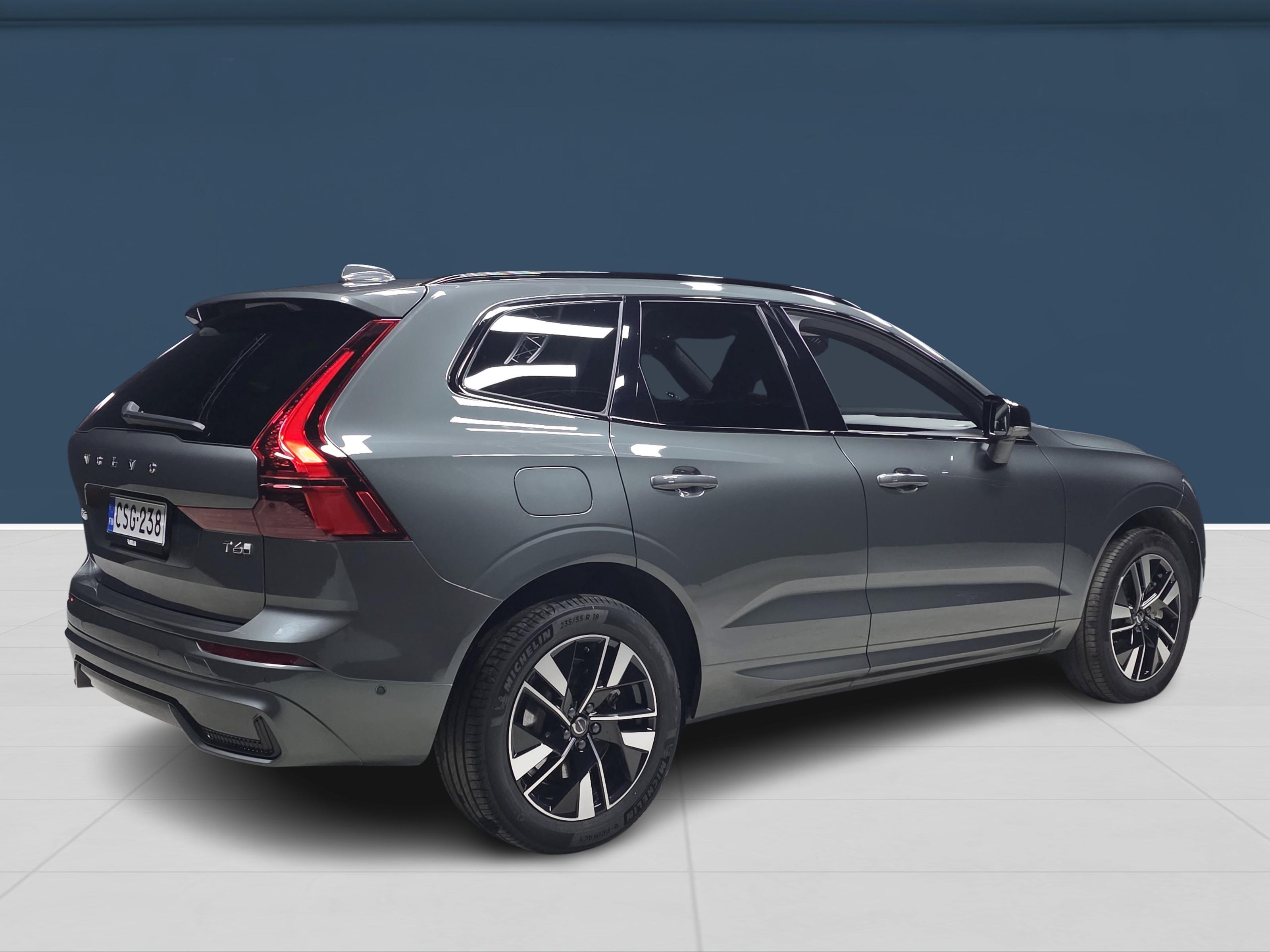 Volvo XC60 T6 AWD Long Range Plus Dark 2026, kuva 4/18