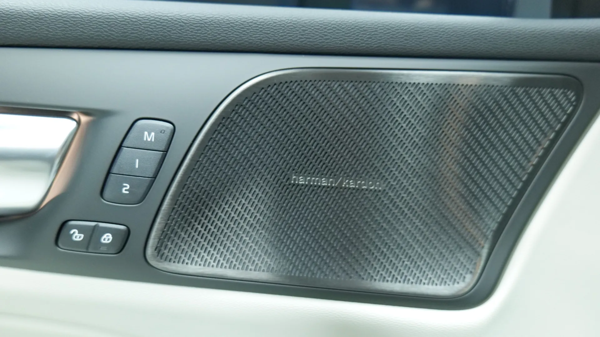 Autokuva 20 - CSG-723