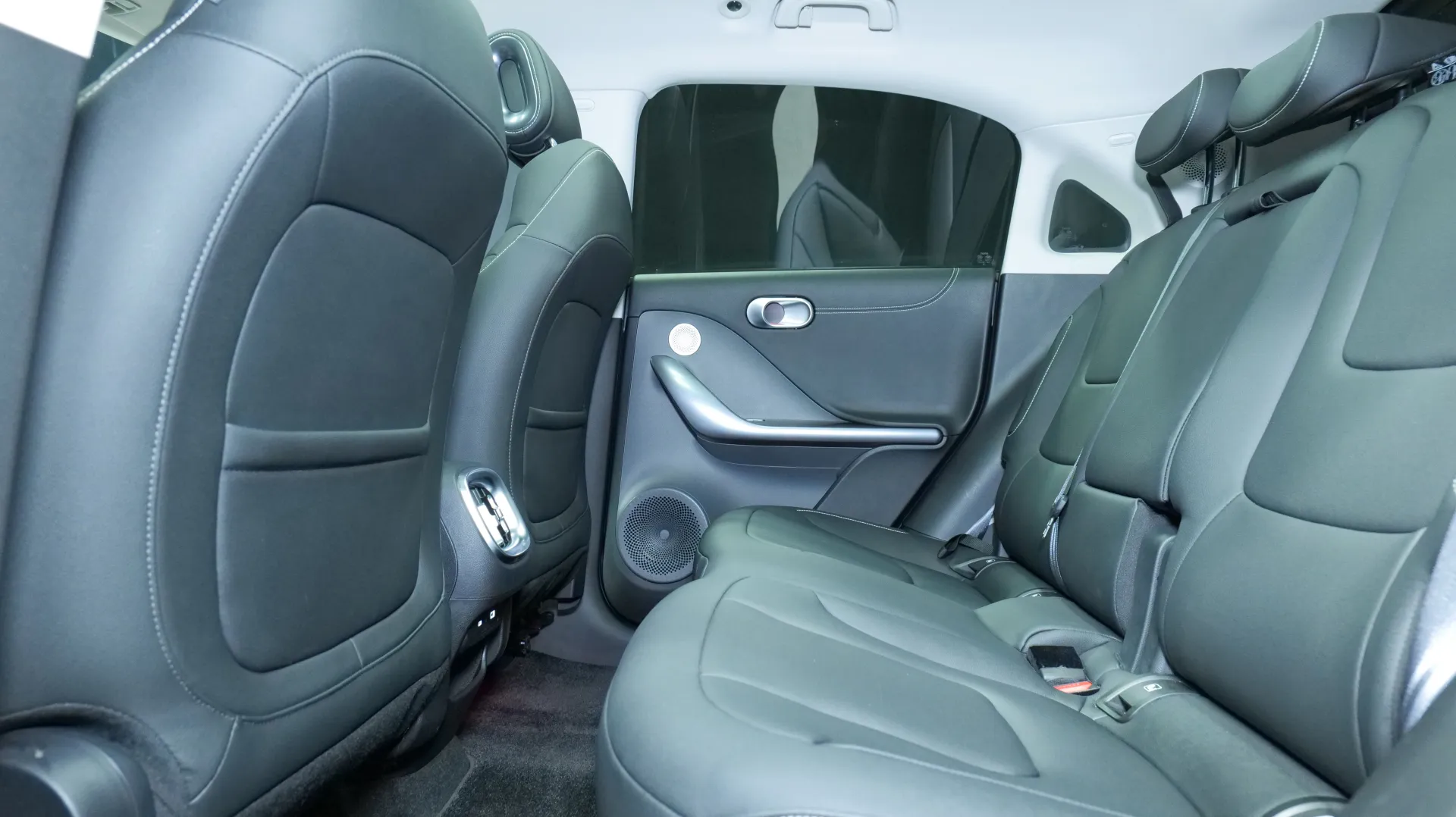 Autokuva 15 - CSI-704