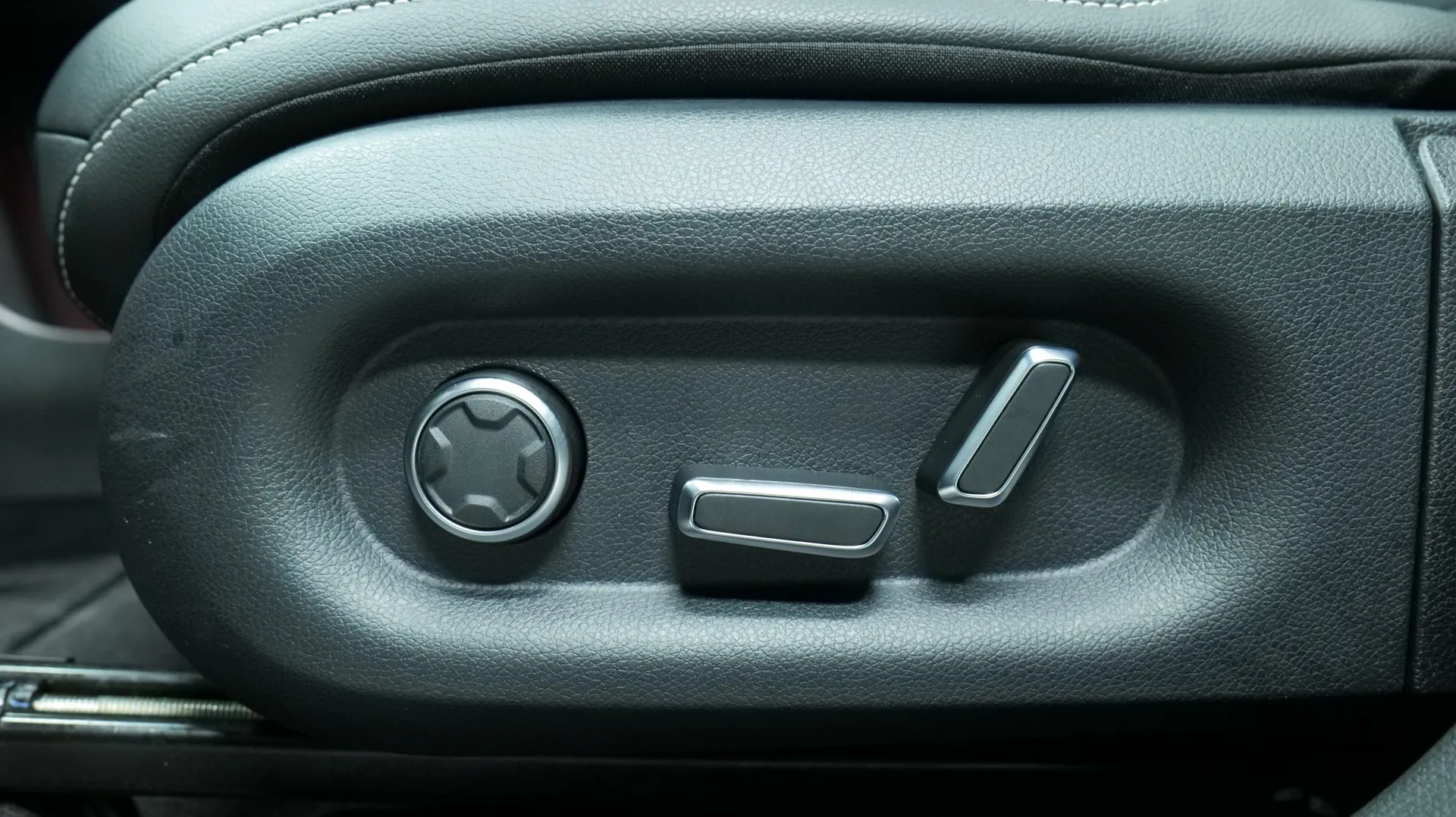 Autokuva 10 - CSI-704