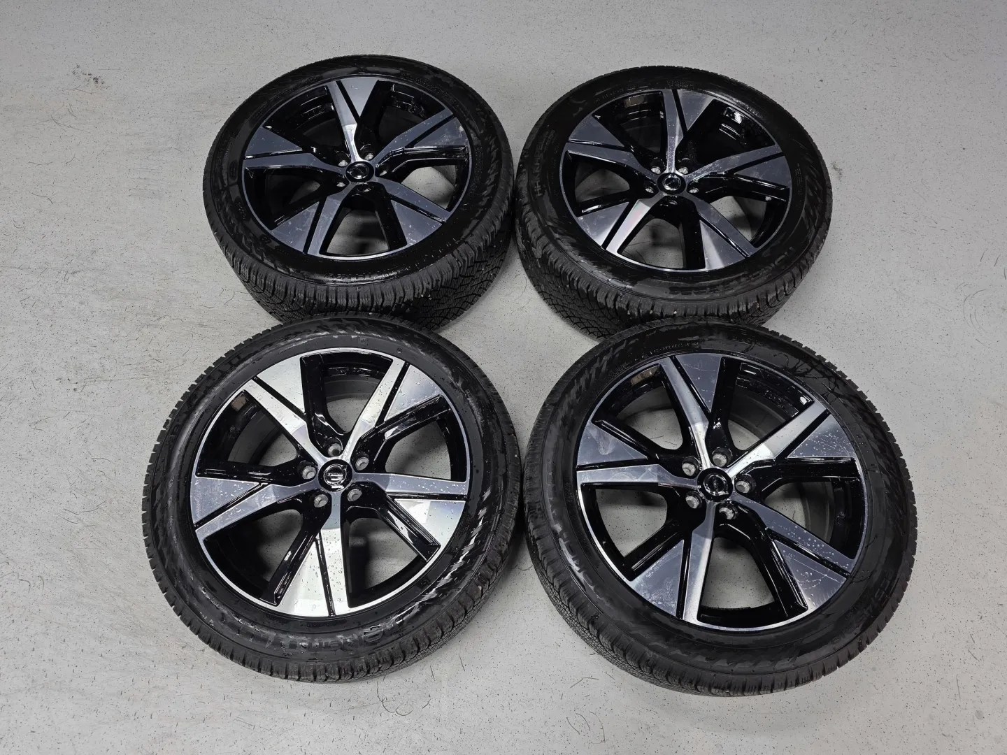 Autokuva 12 - CSI-964