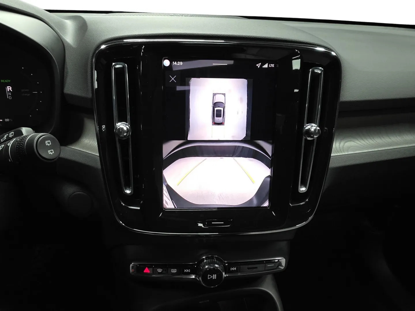 Autokuva 14 - CSI-976