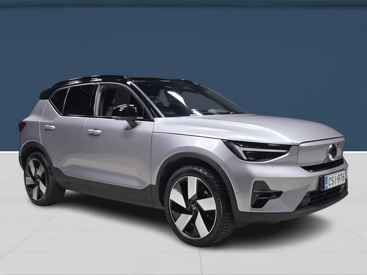 Autokuva 3 - CSI-976