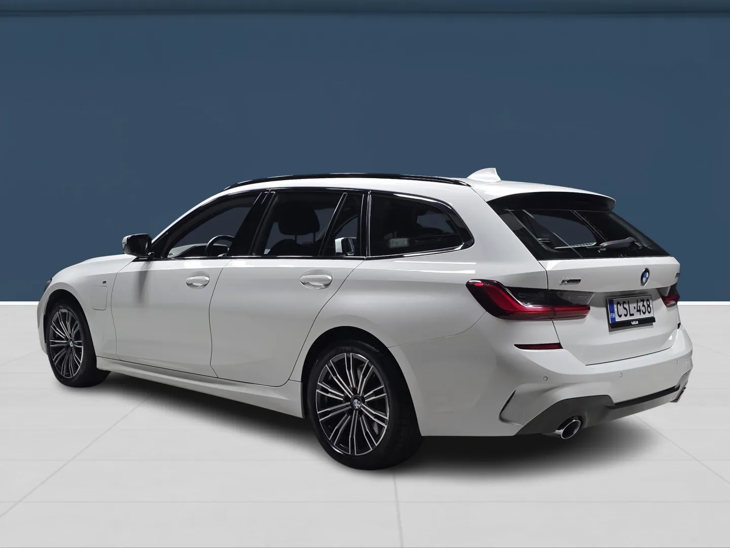 Autokuva 6 - CSL-438