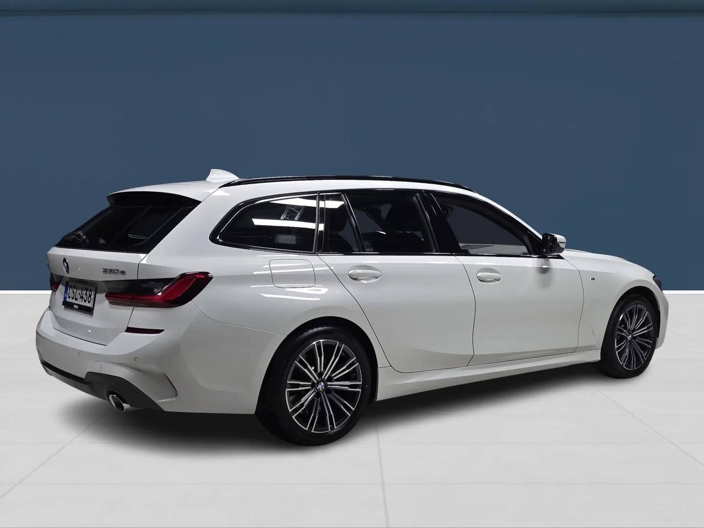 Autokuva 4 - CSL-438