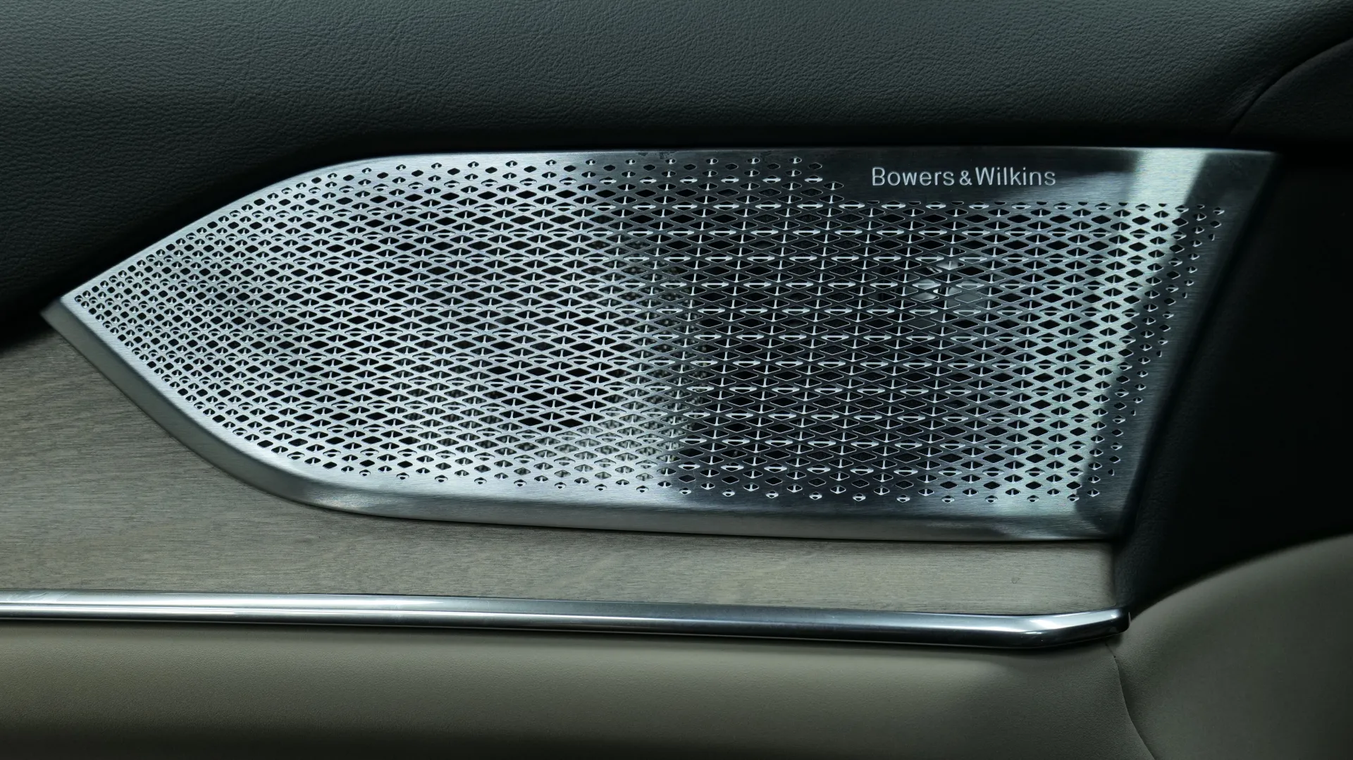 Autokuva 10 - CSN-434