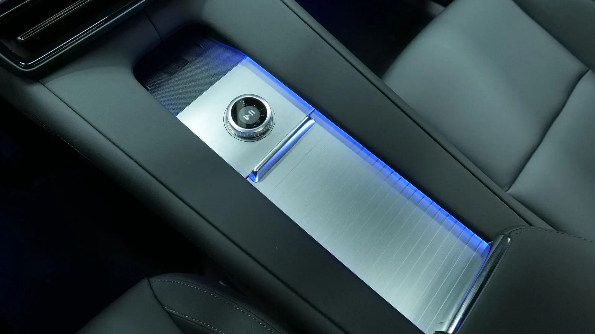 Autokuva 10 - CSP-928