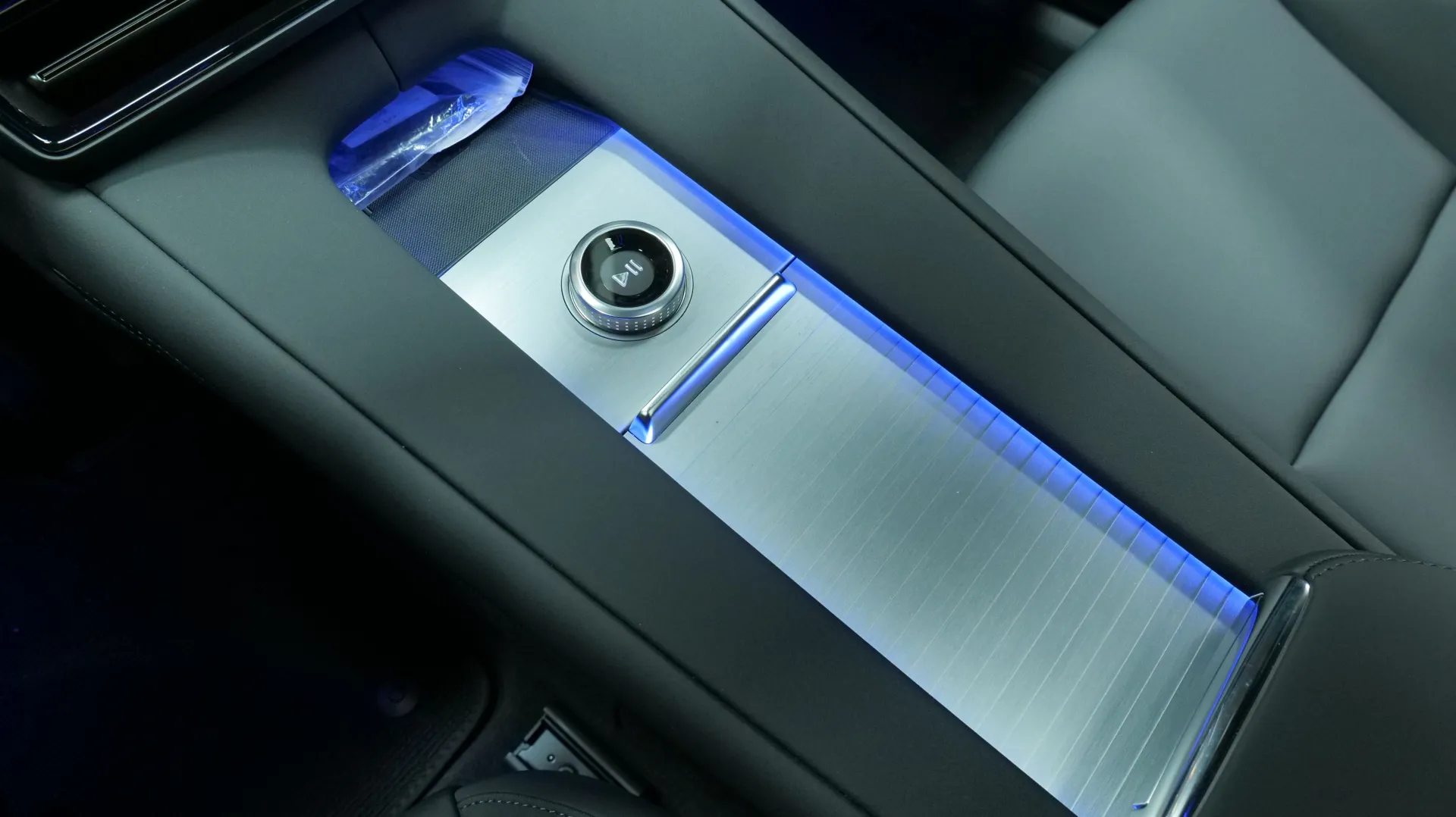 Autokuva 10 - CSP-935