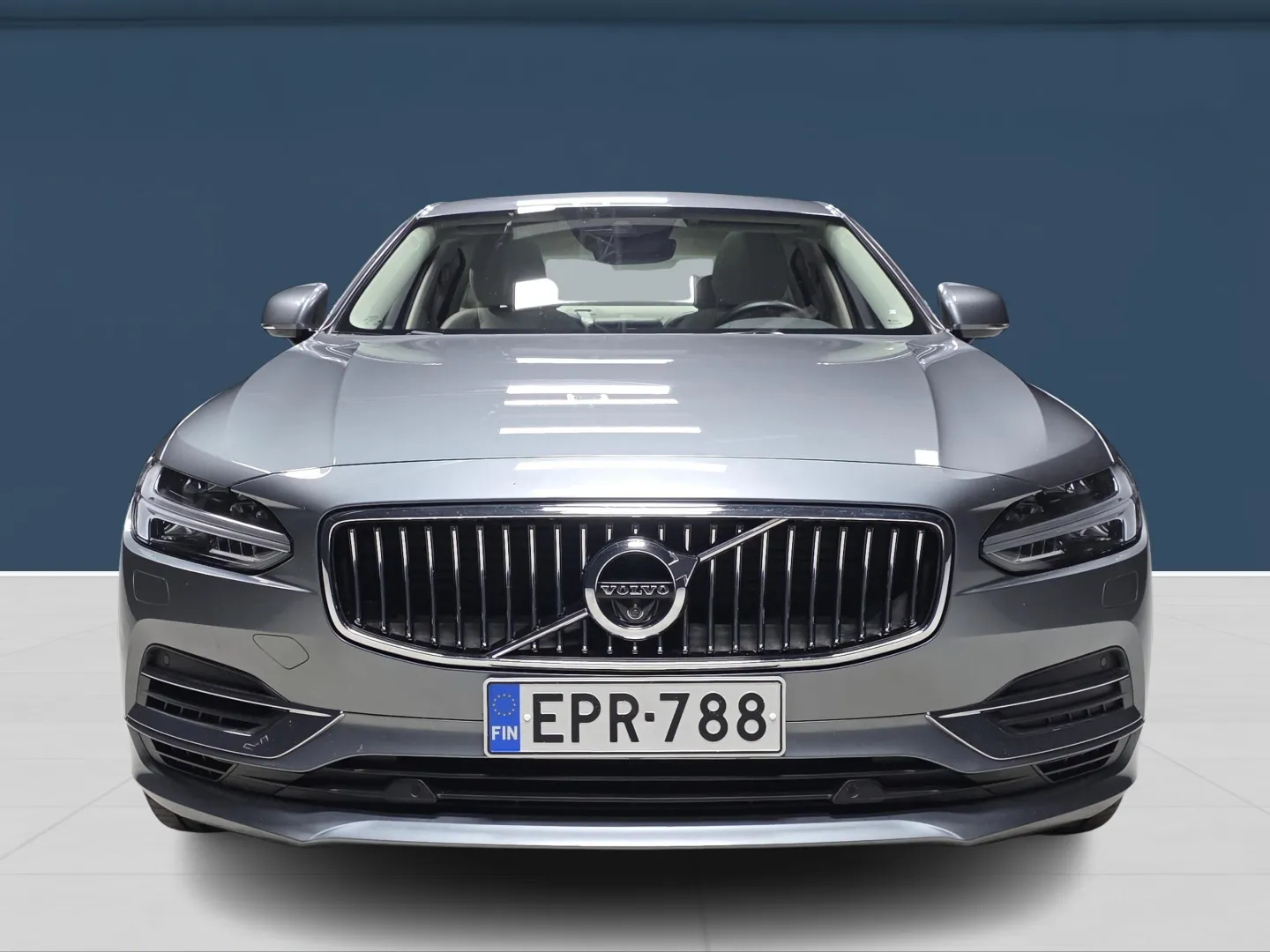 Autokuva 2 - EPR-788