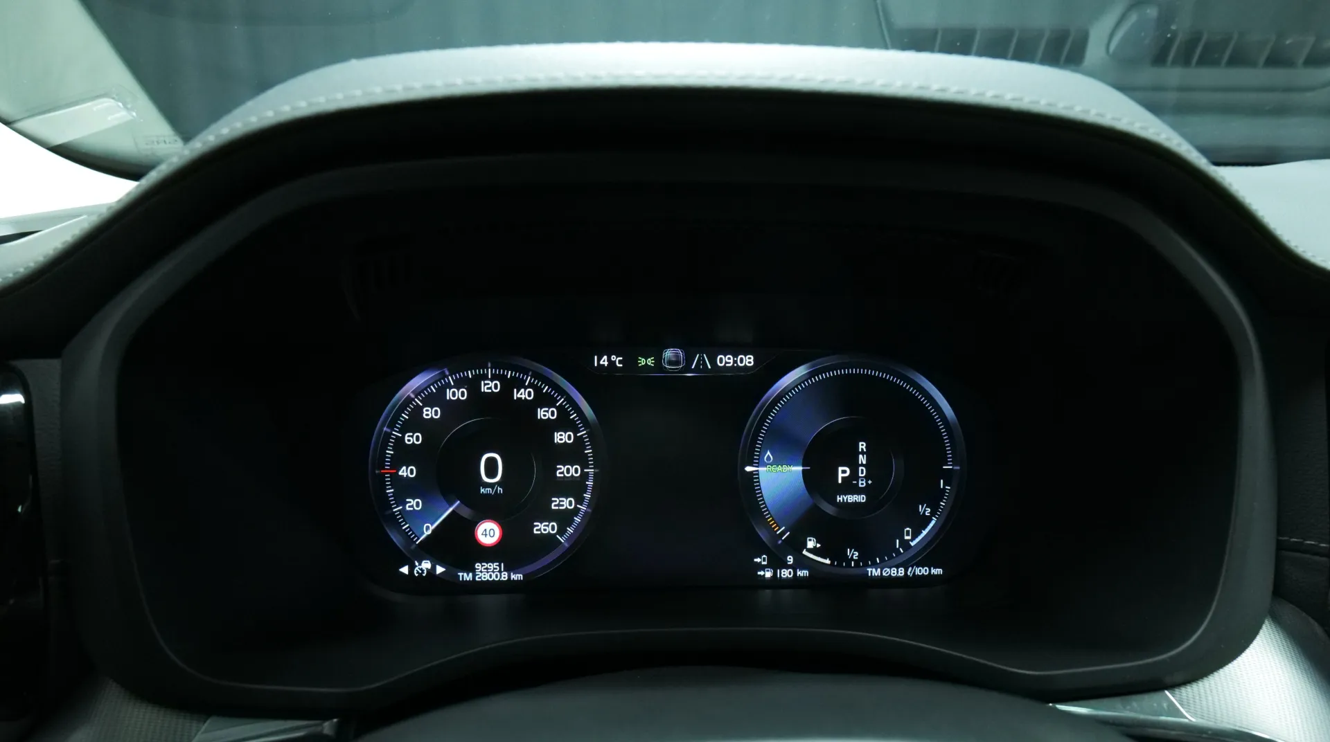 Autokuva 6 - ERX-173