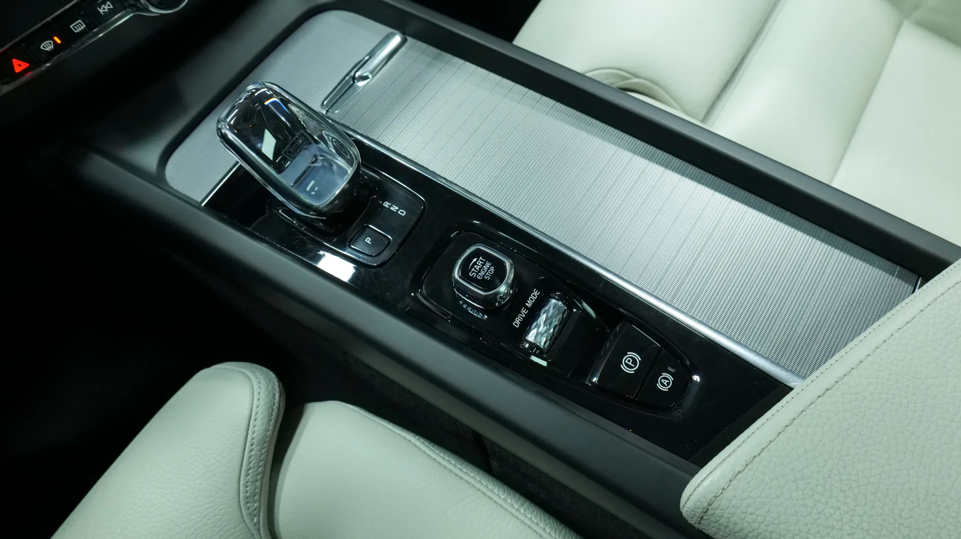 Autokuva 10 - ERX-173