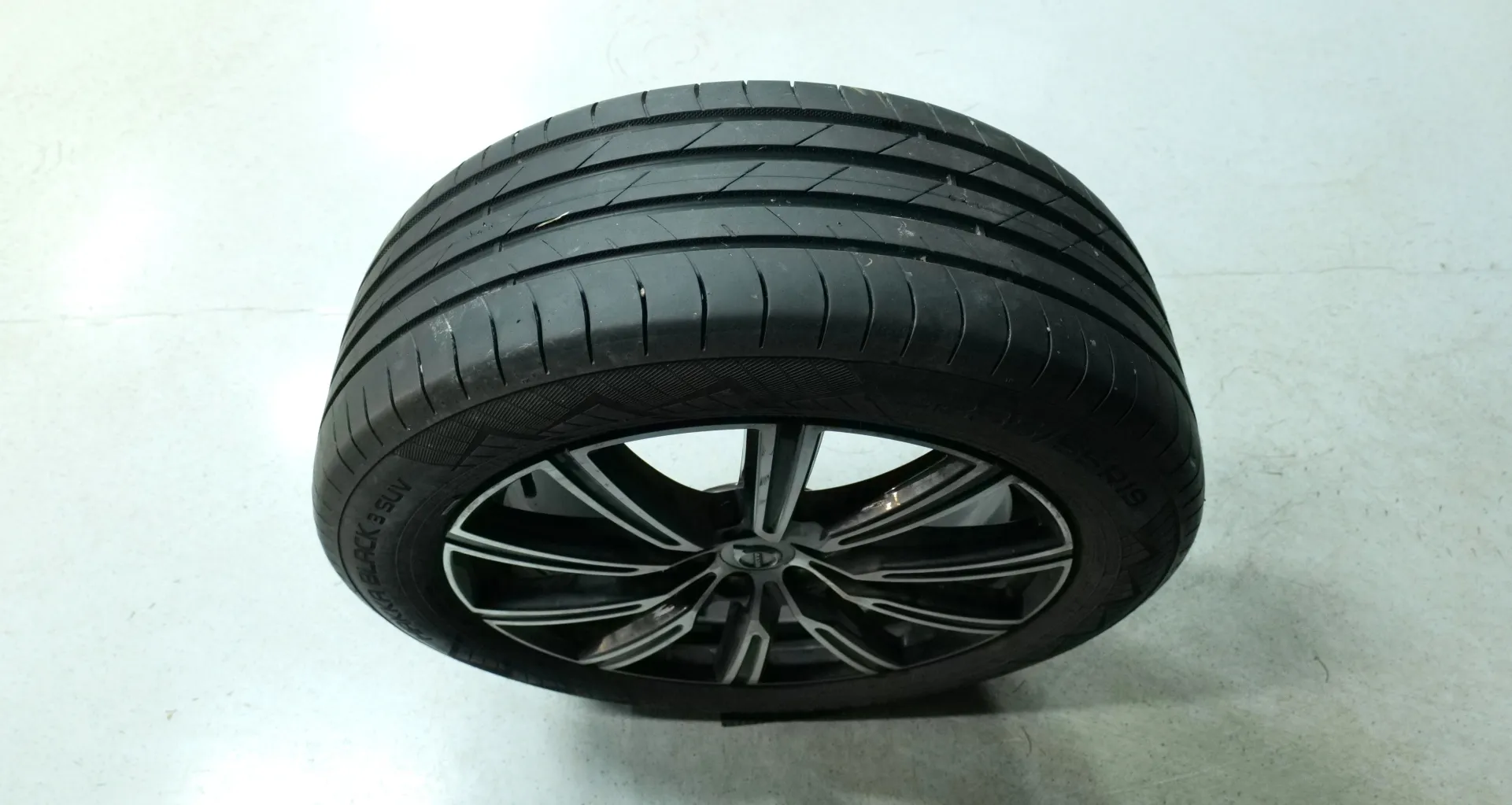 Autokuva 21 - ERX-173