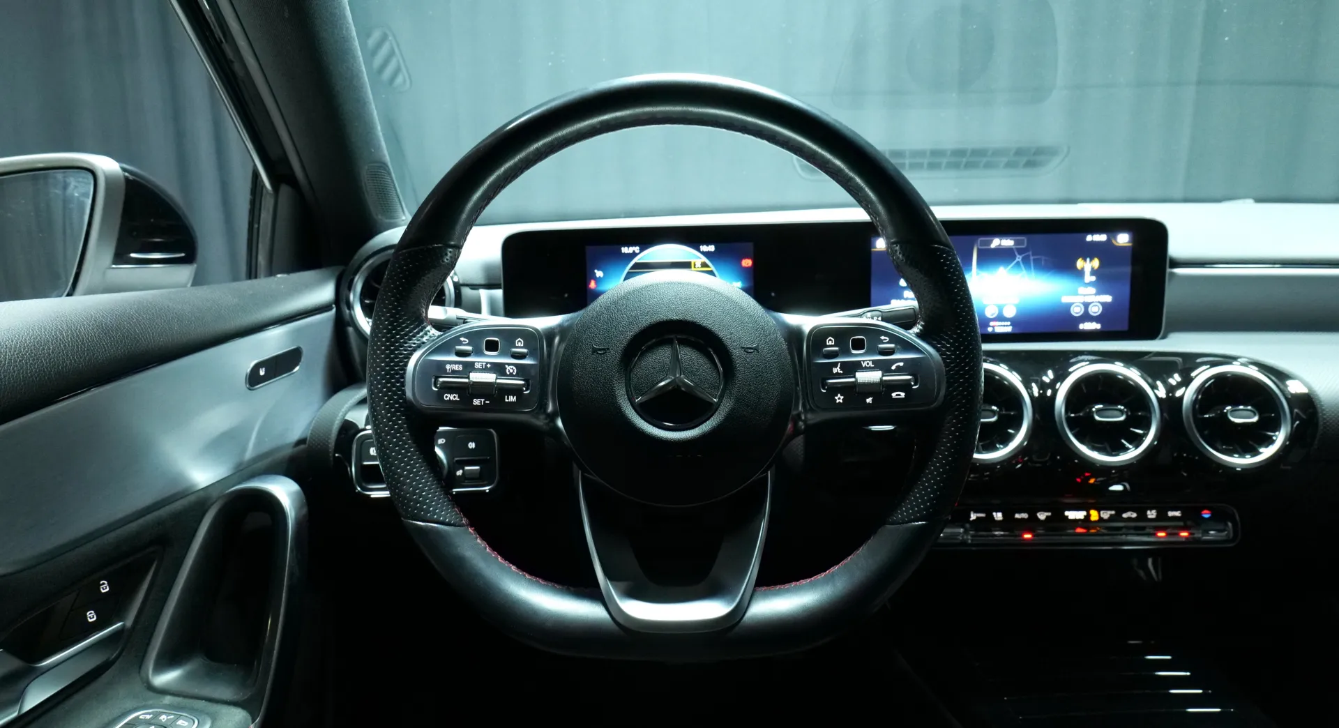 Autokuva 14 - ESC-257