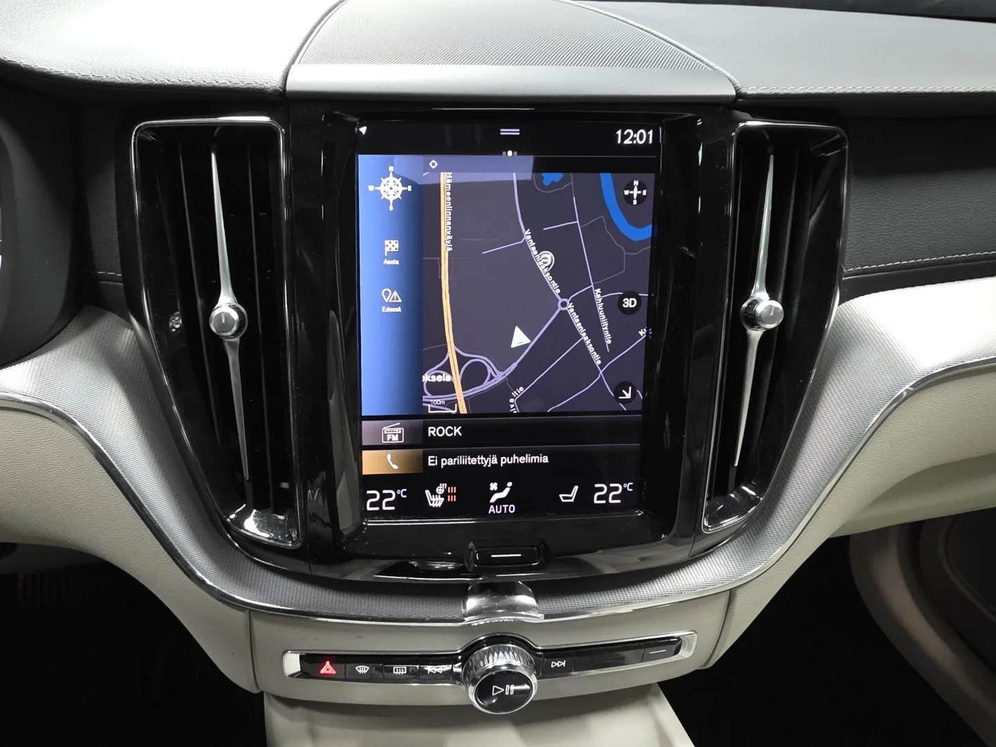 Autokuva 13 - ESR-664