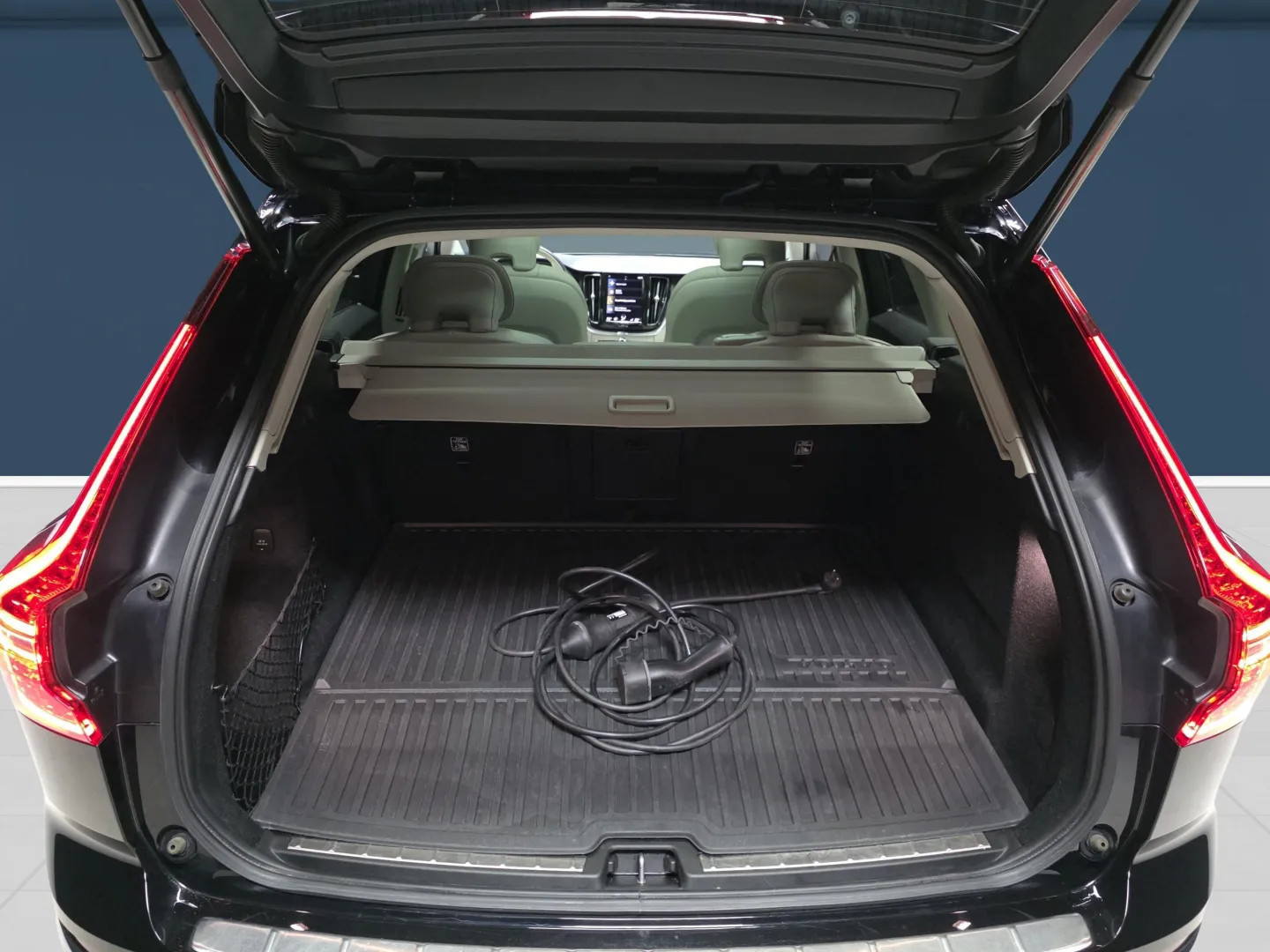 Autokuva 11 - ESR-664