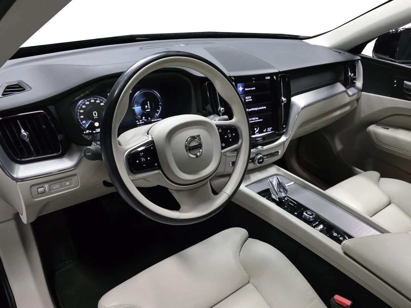 Autokuva 8 - ESR-664