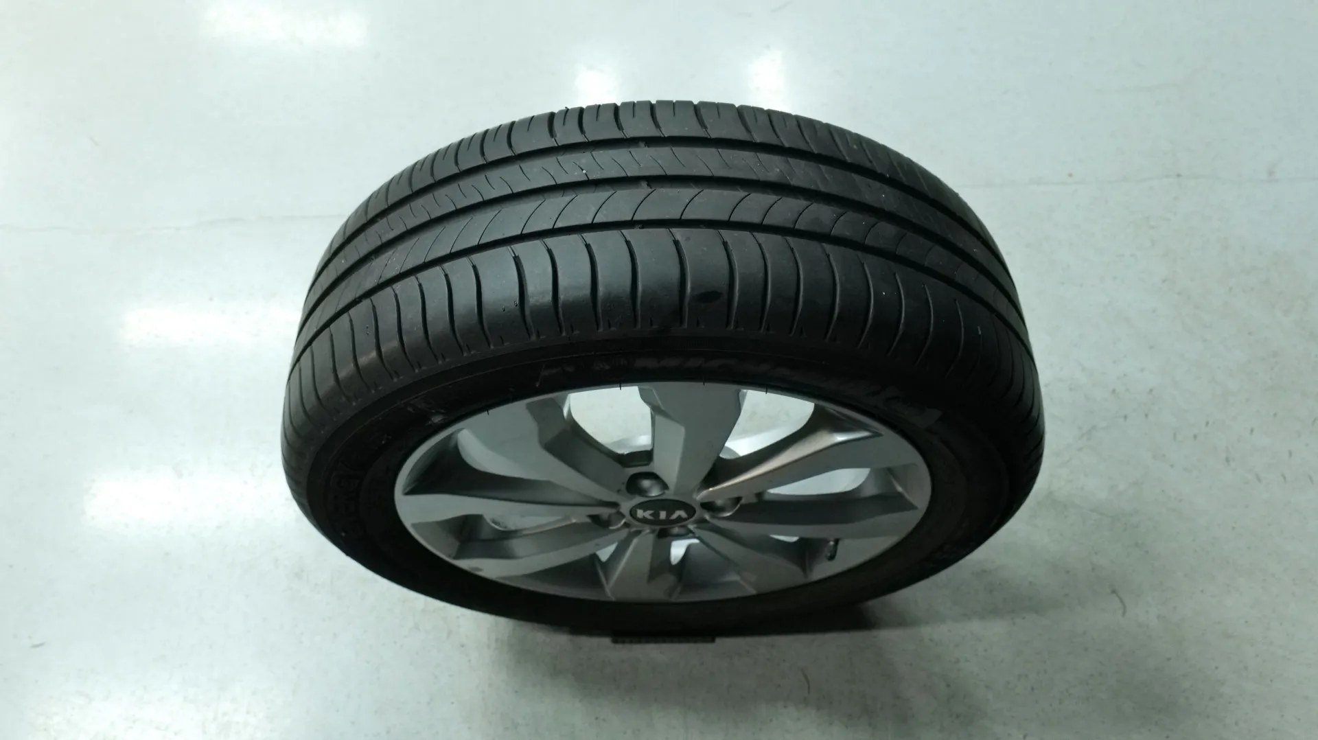 Autokuva 18 - ESU-876