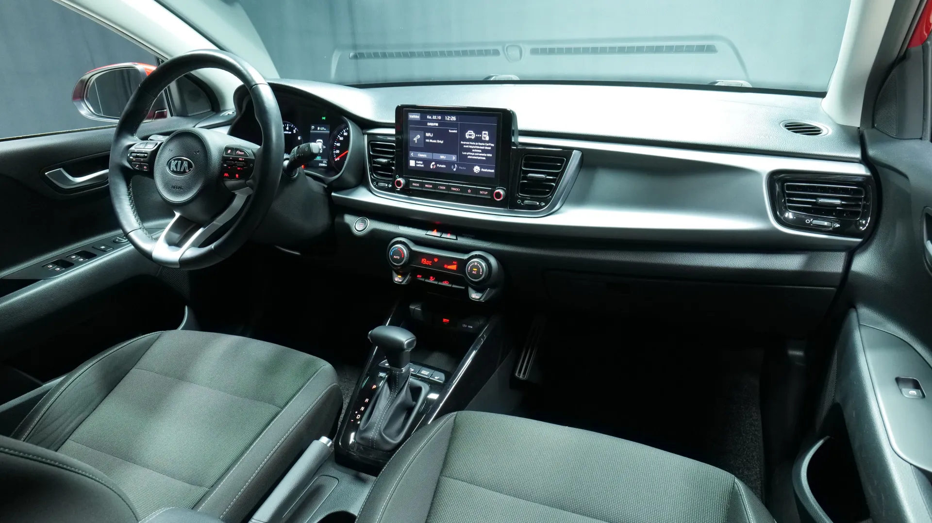 Autokuva 16 - ESU-876