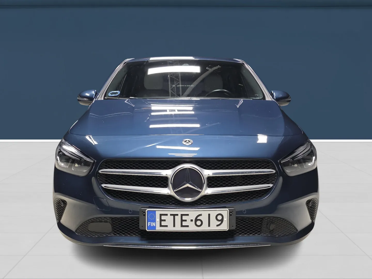 Autokuva 2 - ETE-619