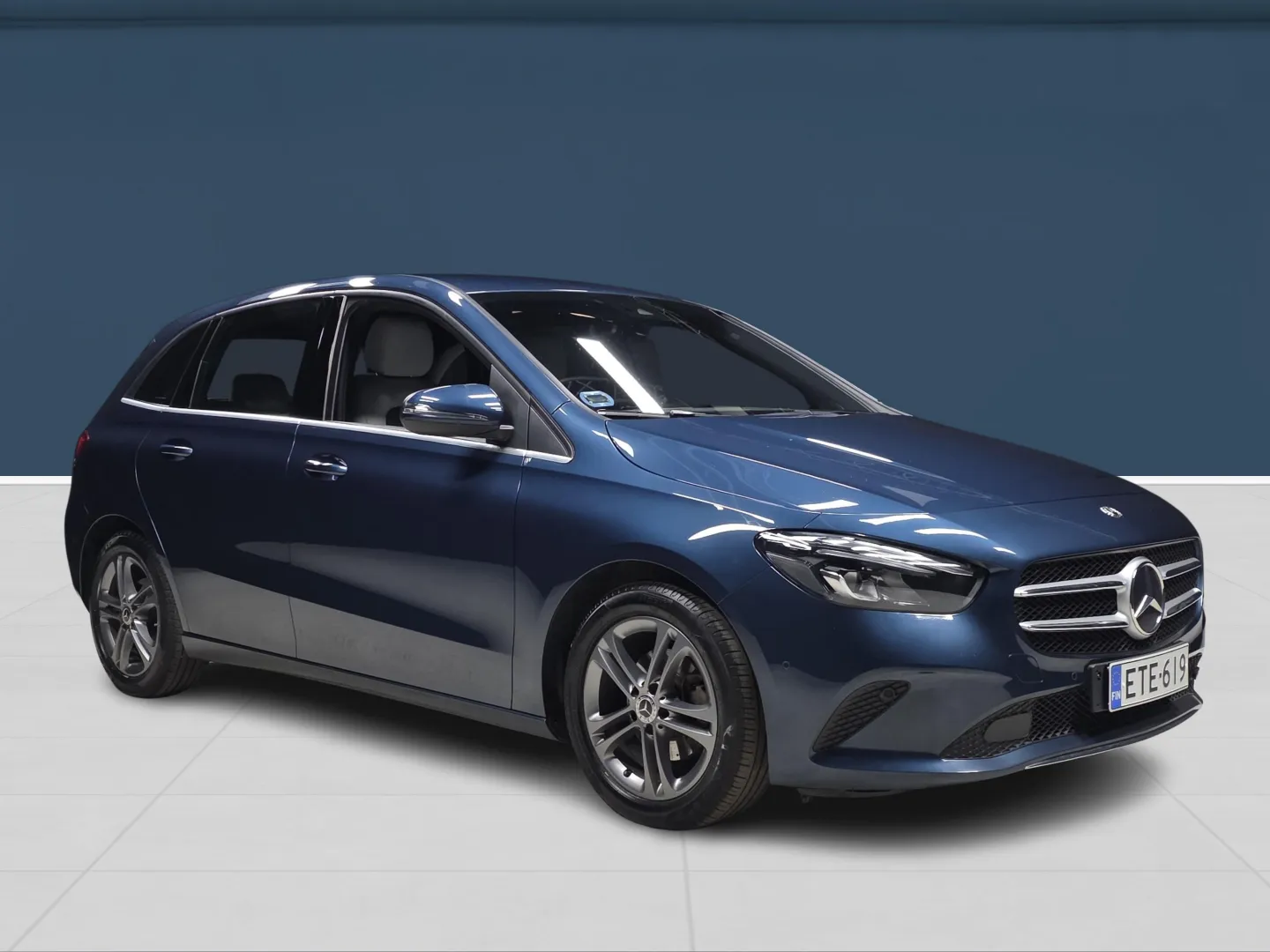 Autokuva 3 - ETE-619