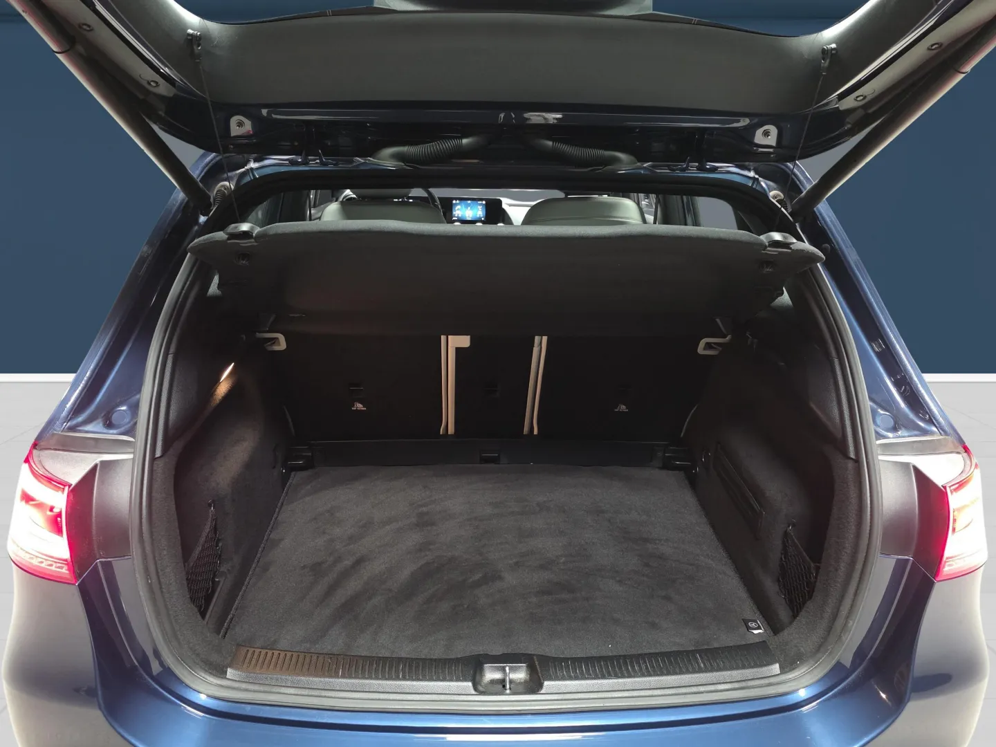 Autokuva 11 - ETE-619