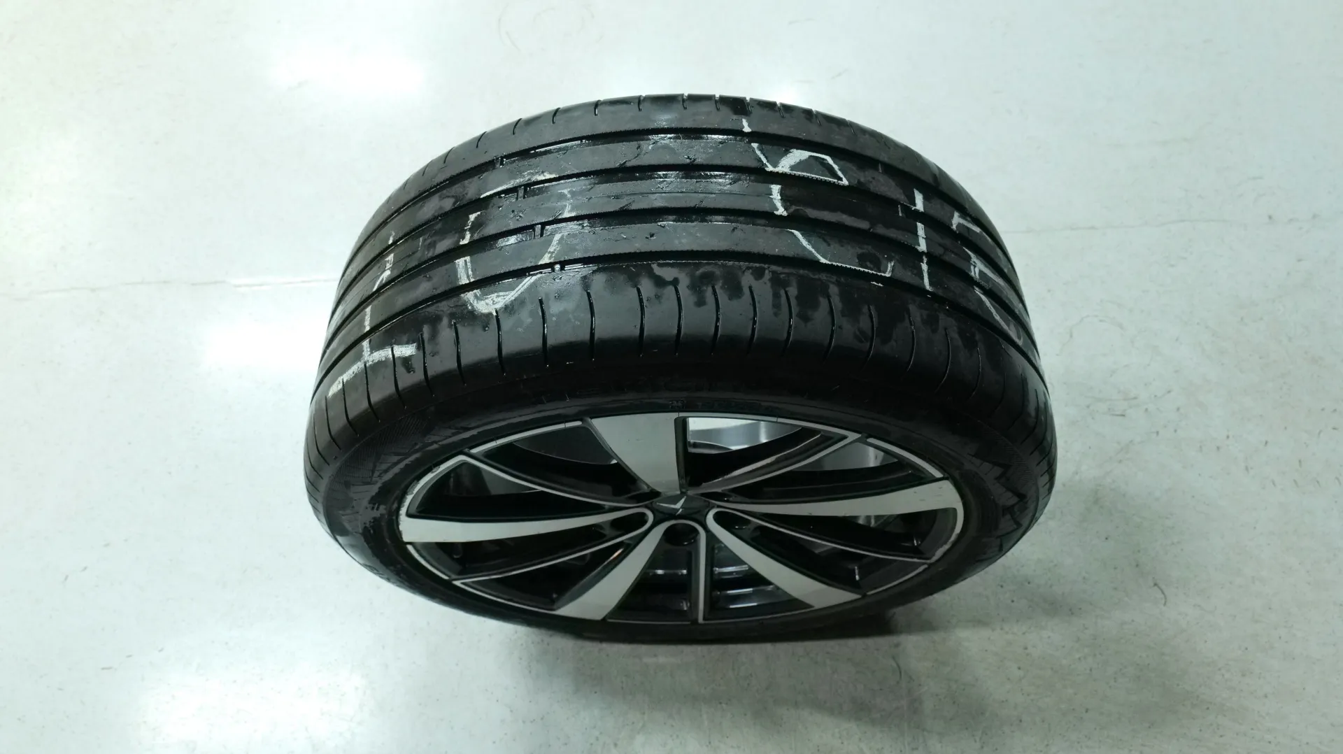 Autokuva 20 - EUJ-322