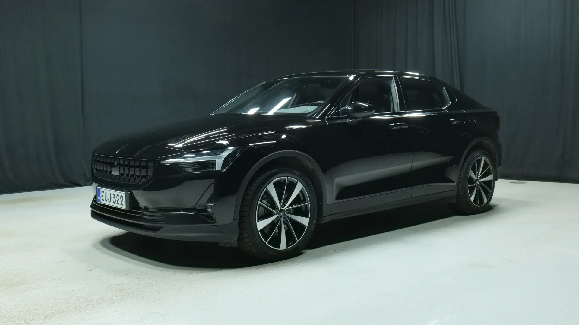 Polestar 2 EUJ-322