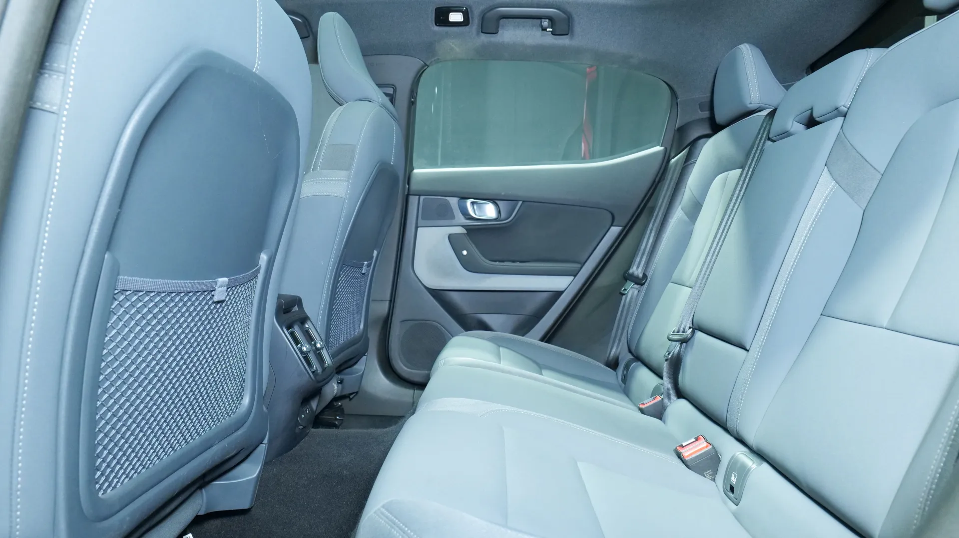 Autokuva 15 - EUJ-322