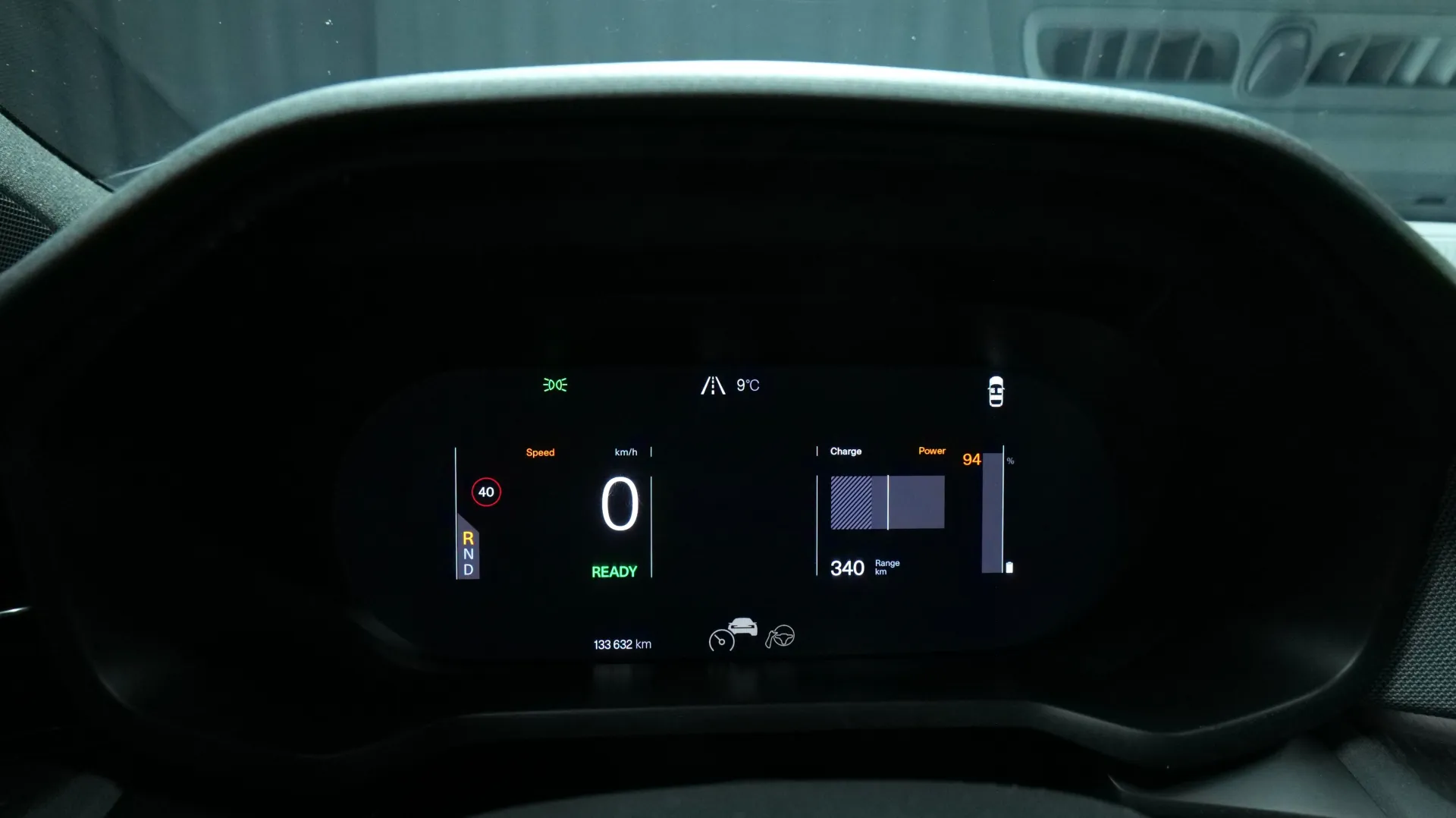 Autokuva 6 - EUJ-322