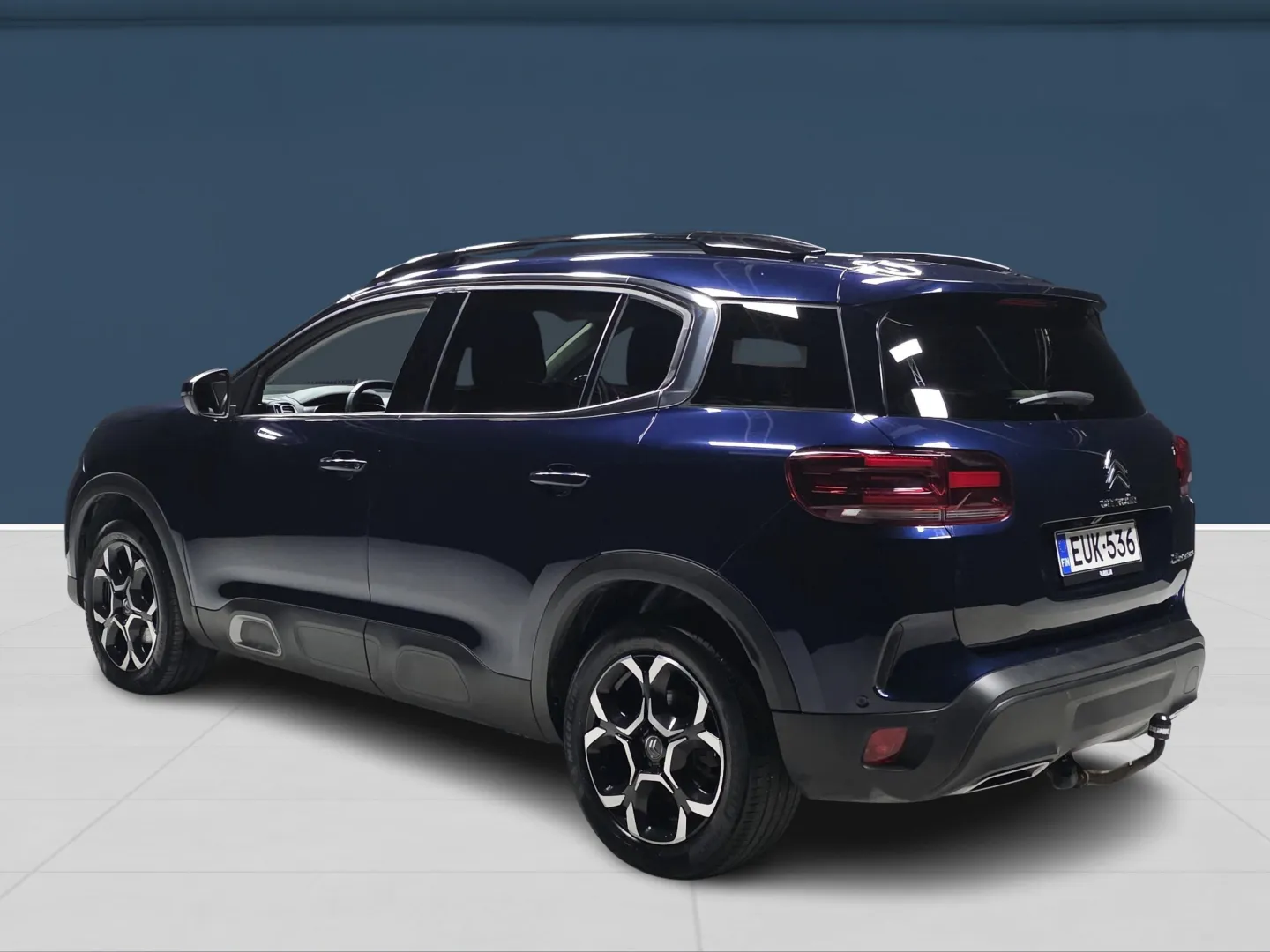 Autokuva 6 - EUK-536