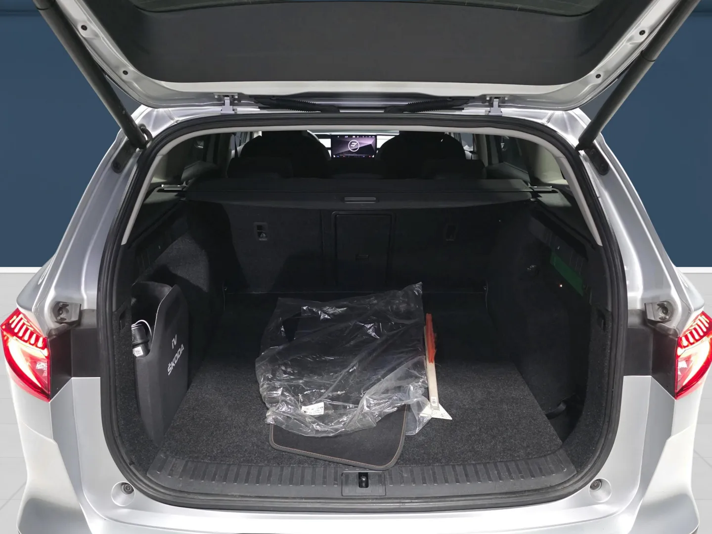 Autokuva 11 - EUL-947