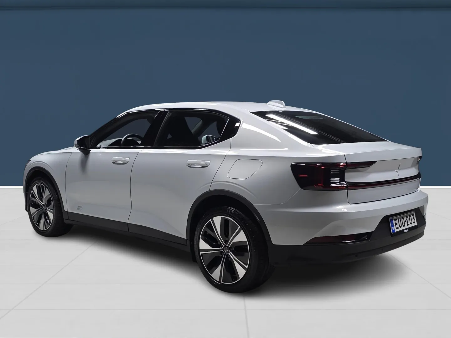 Autokuva 6 - EUO-203