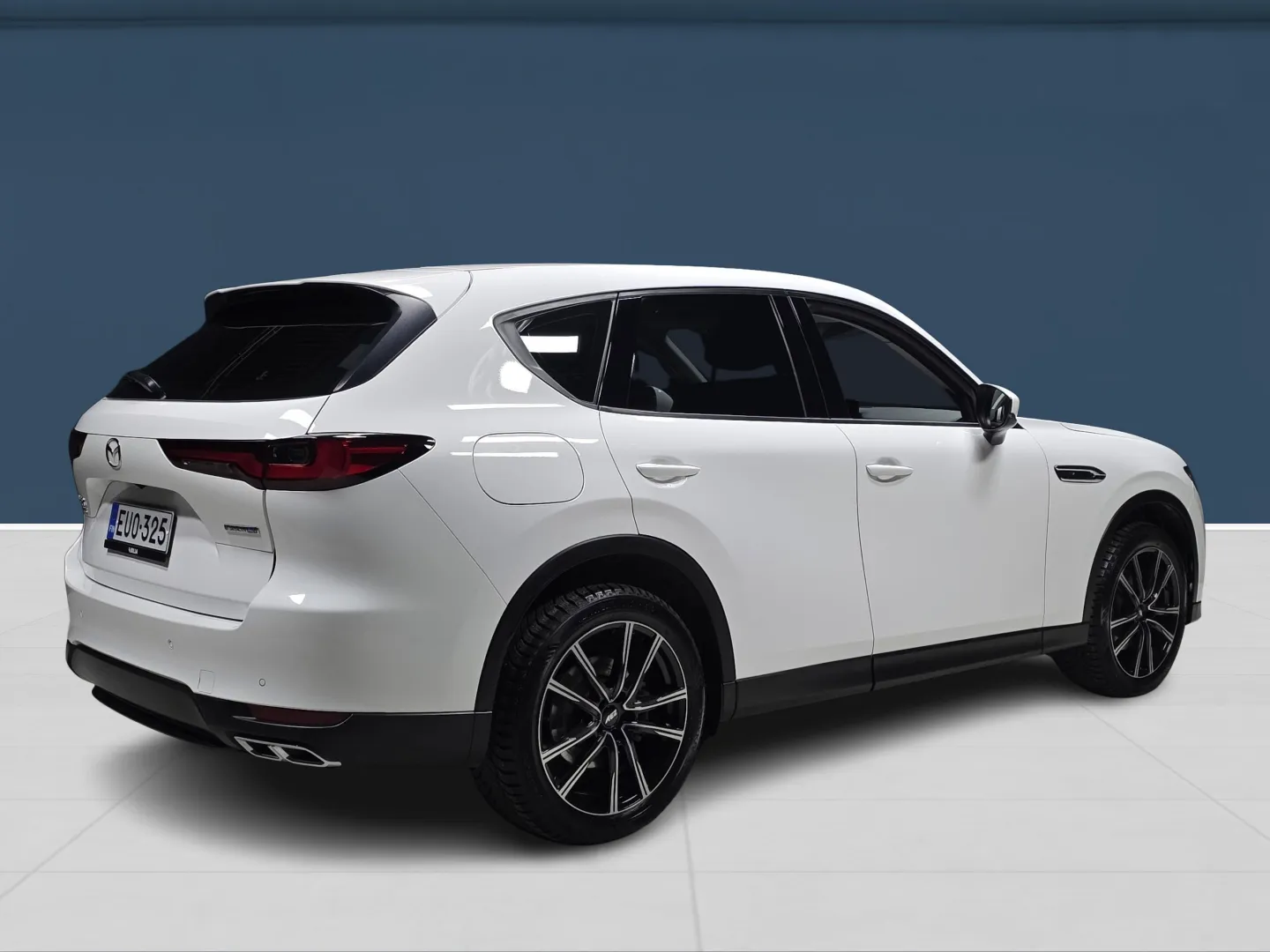 Autokuva 4 - EUO-325