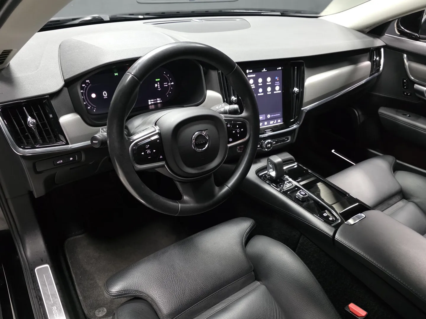 Autokuva 8 - EUO-613