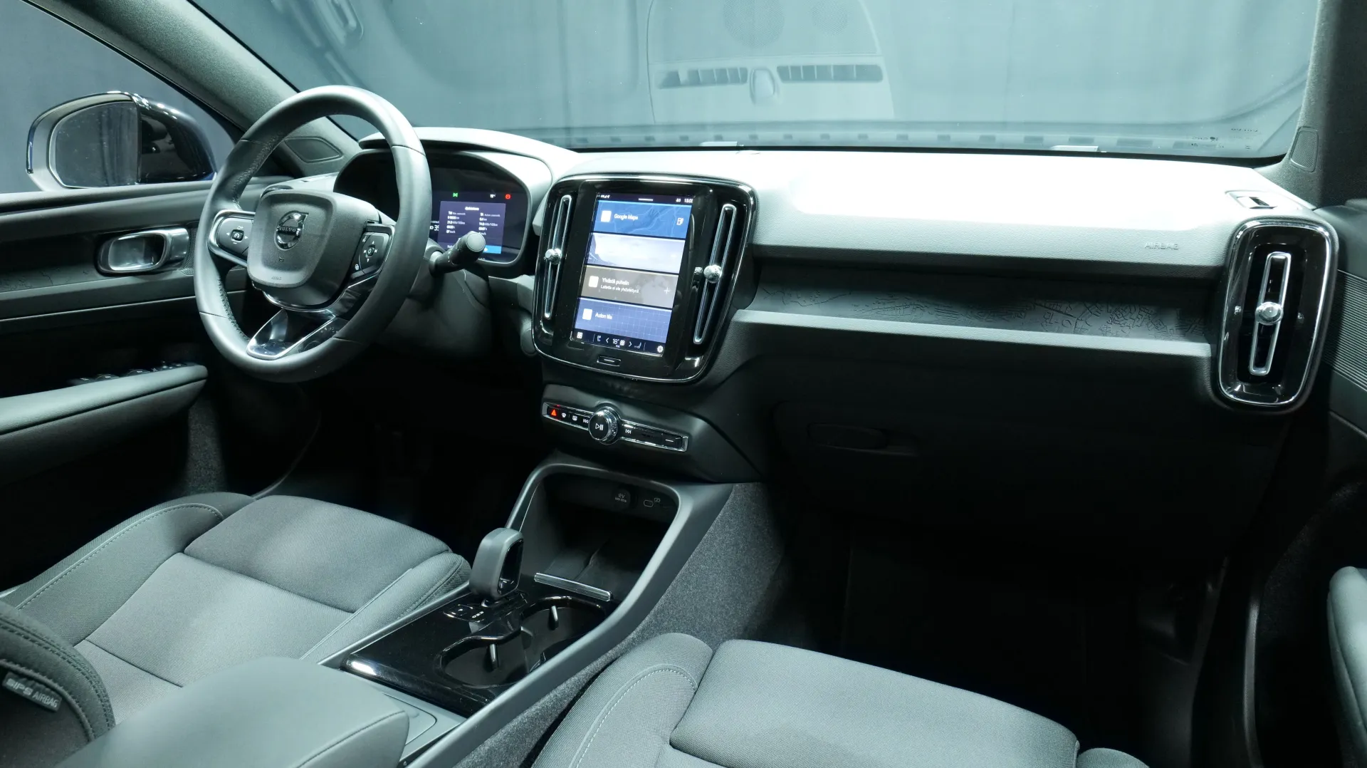 Autokuva 19 - EUO-625