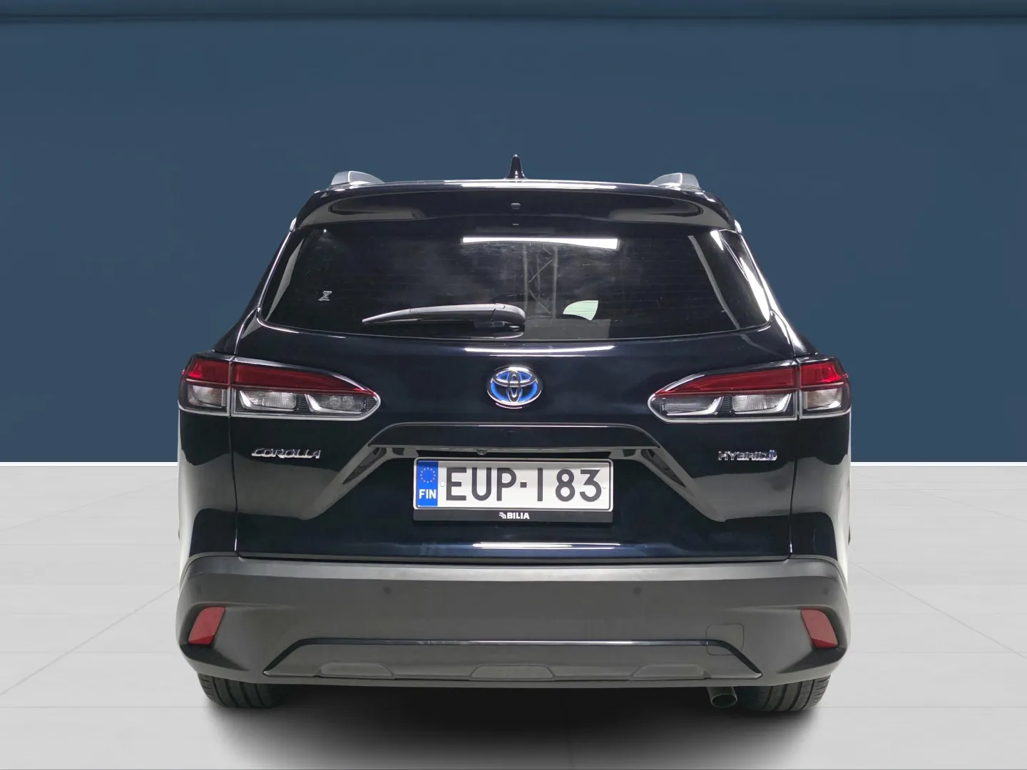Autokuva 5 - EUP-183