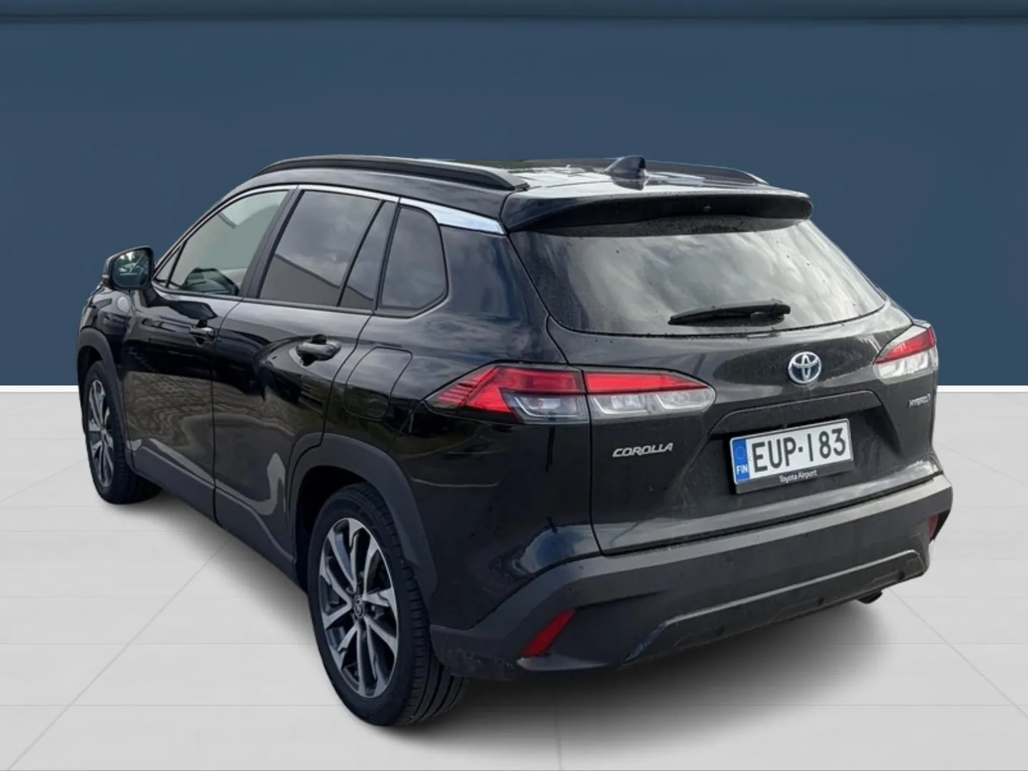 Autokuva 6 - EUP-183