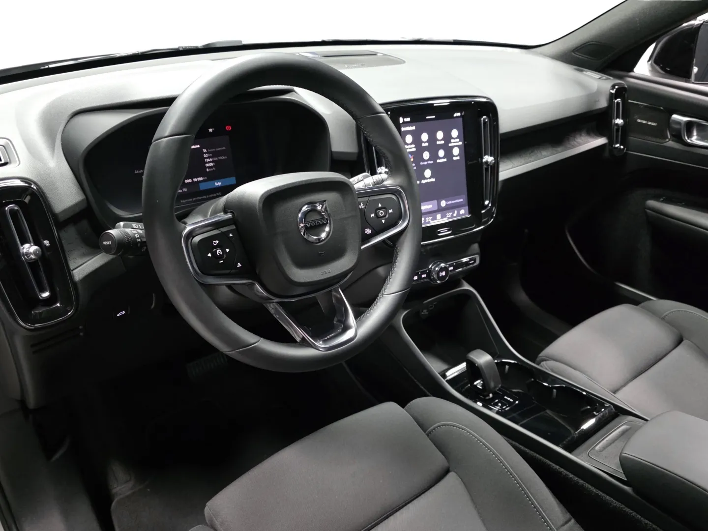 Autokuva 8 - EUP-219