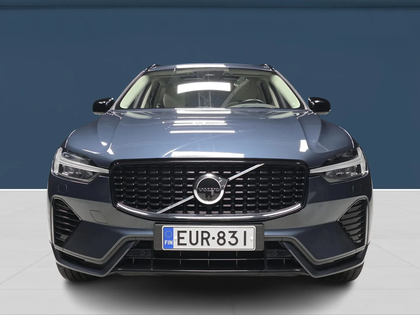 Autokuva 2 - EUR-831