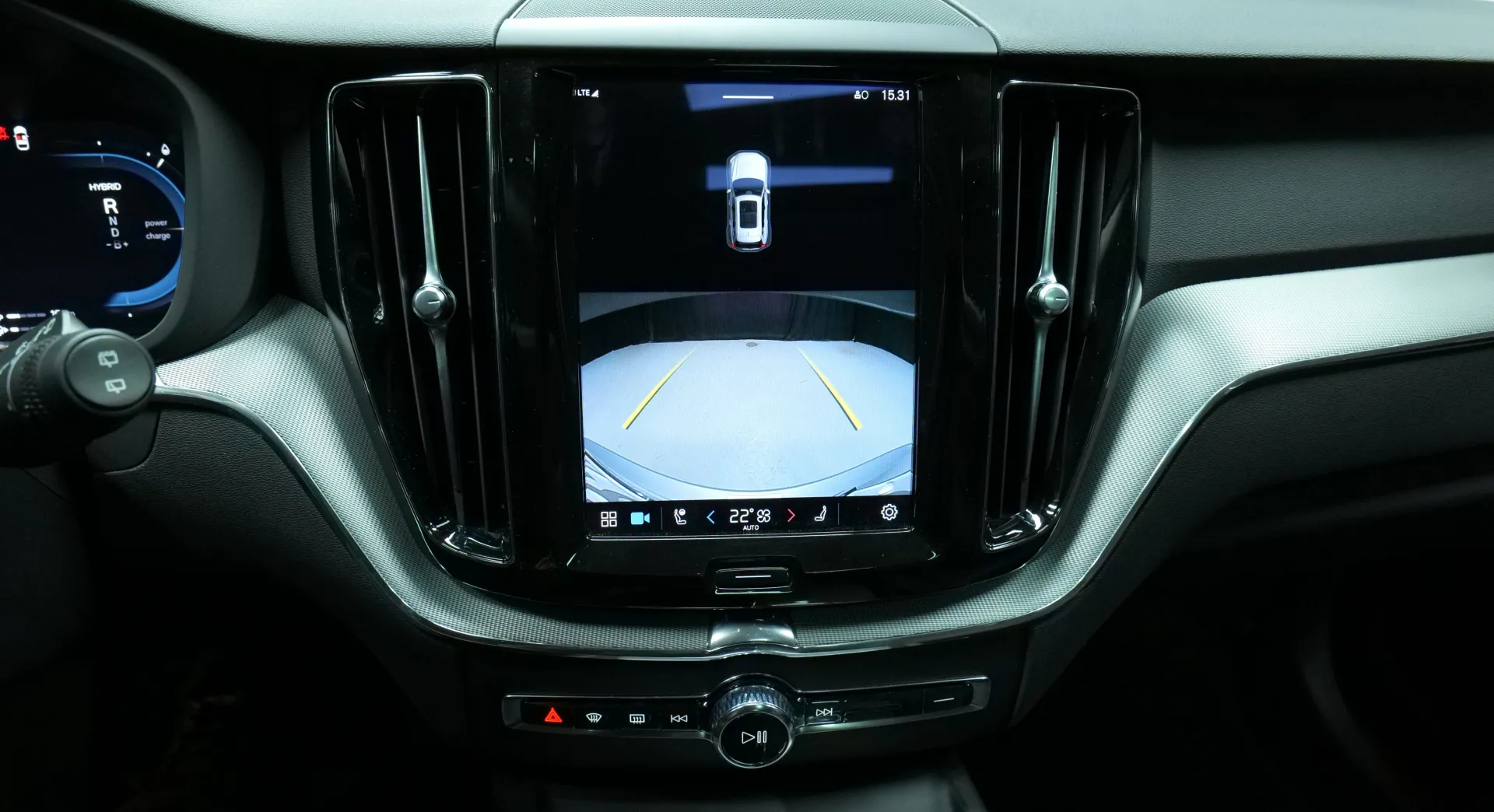 Autokuva 7 - EUR-840