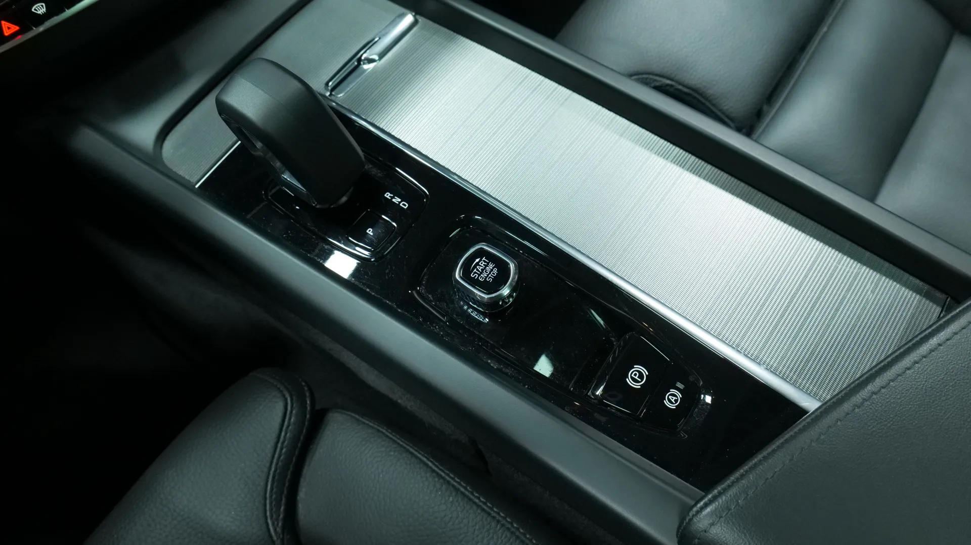 Autokuva 9 - EUR-840