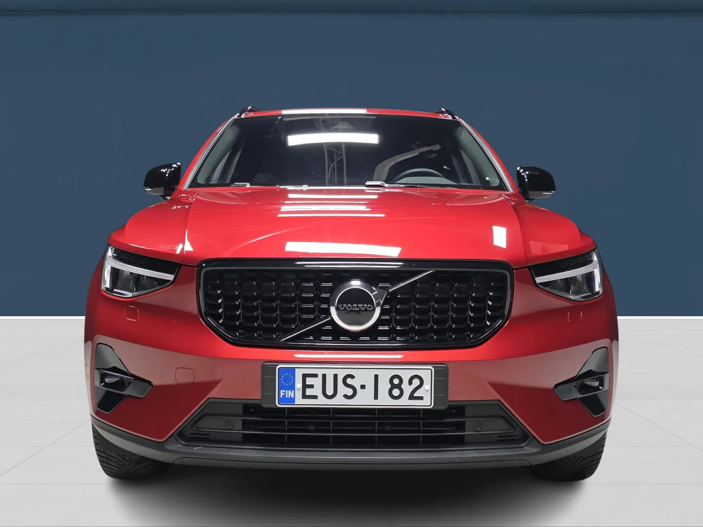 Autokuva 2 - EUS-182
