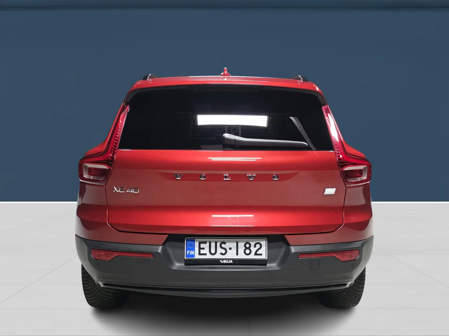 Autokuva 5 - EUS-182