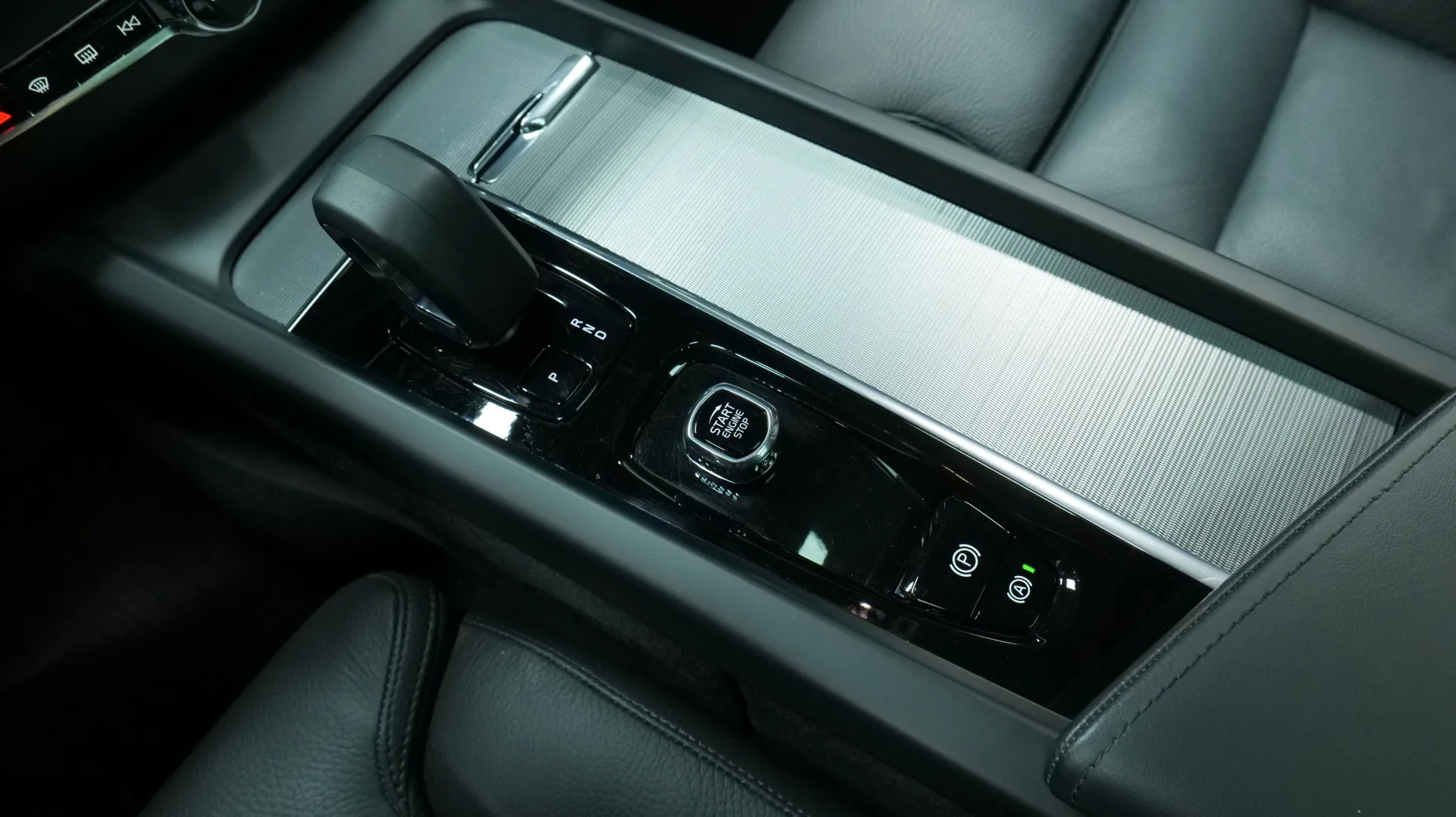 Autokuva 9 - EUS-322