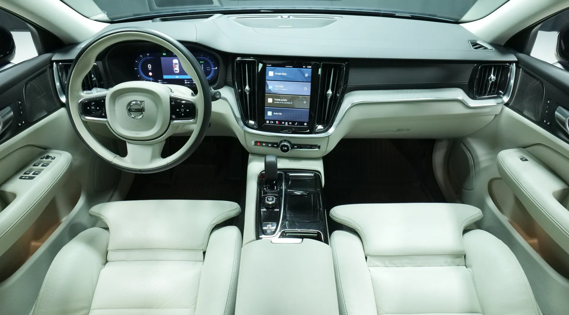 Autokuva 15 - EUS-833