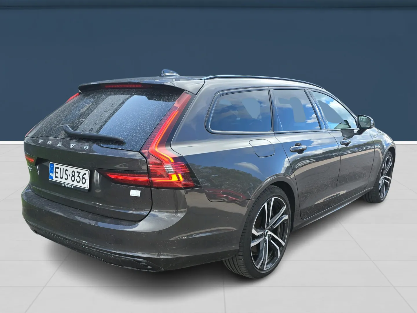 Autokuva 4 - EUS-836