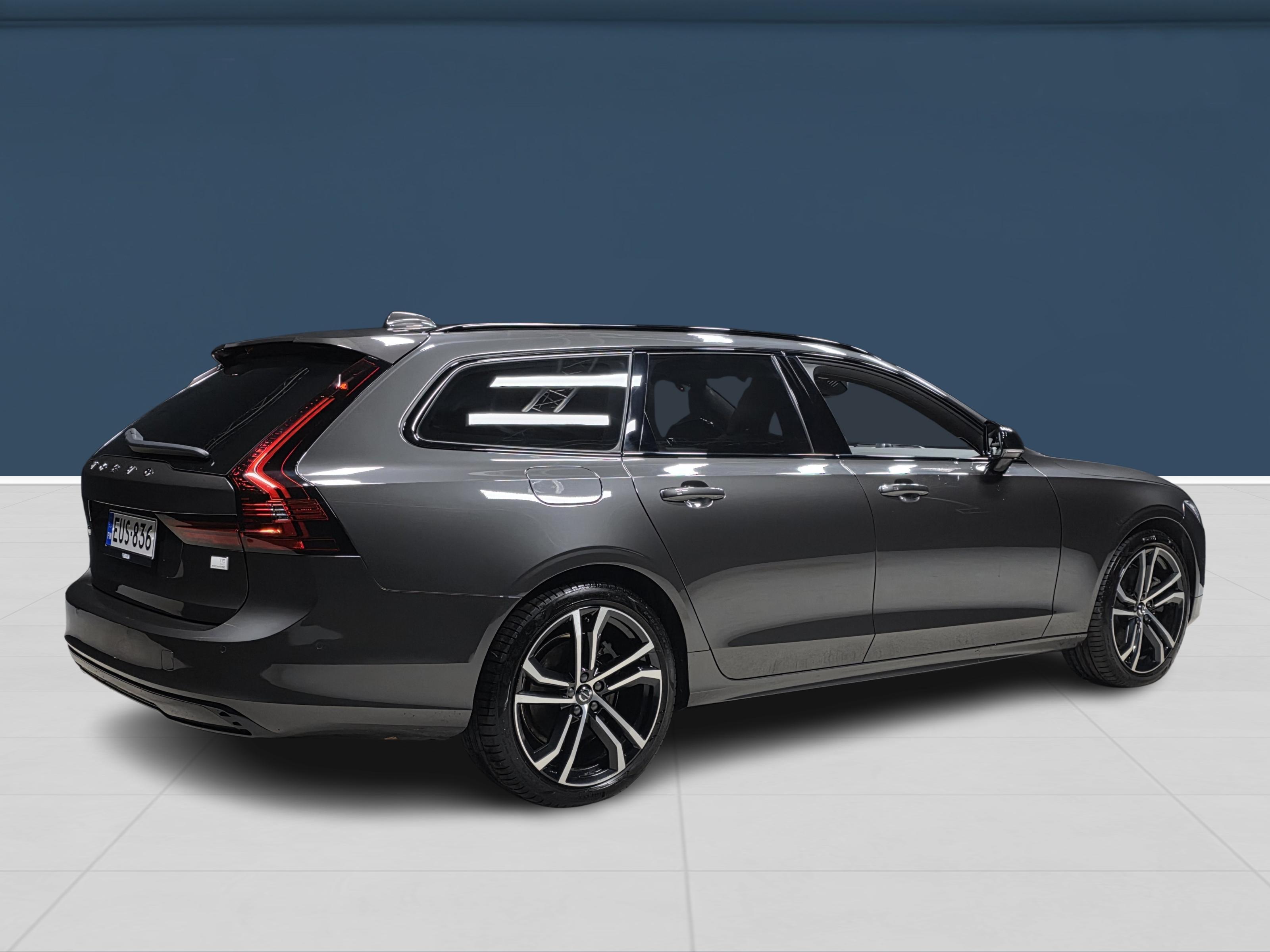 Volvo V90 2024, kuva 4/18