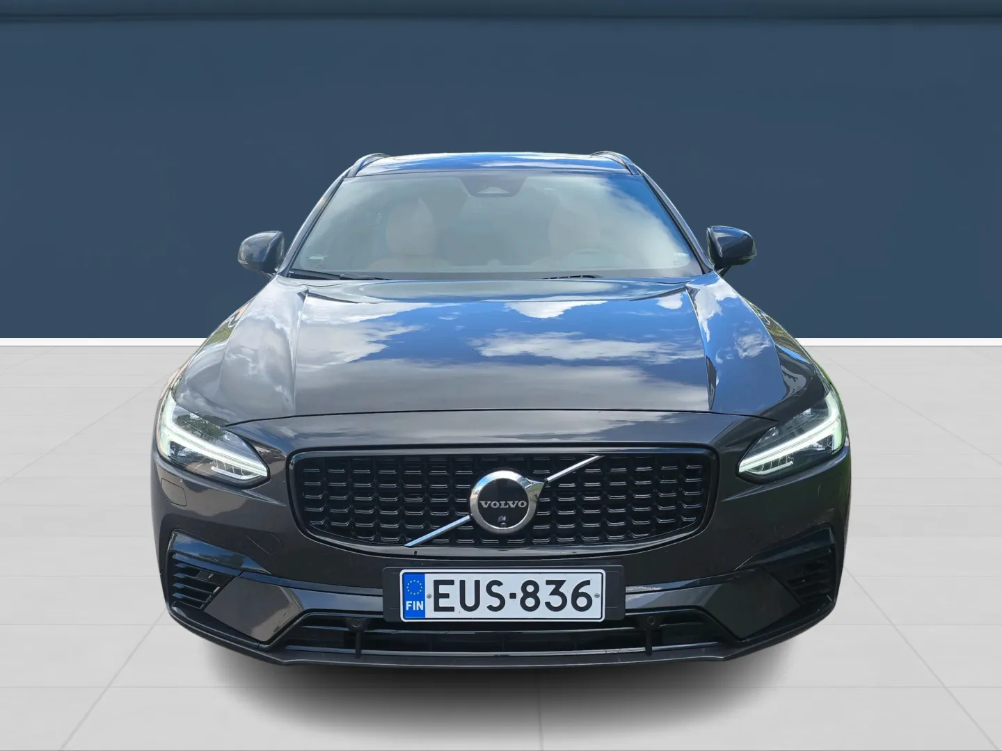 Autokuva 2 - EUS-836
