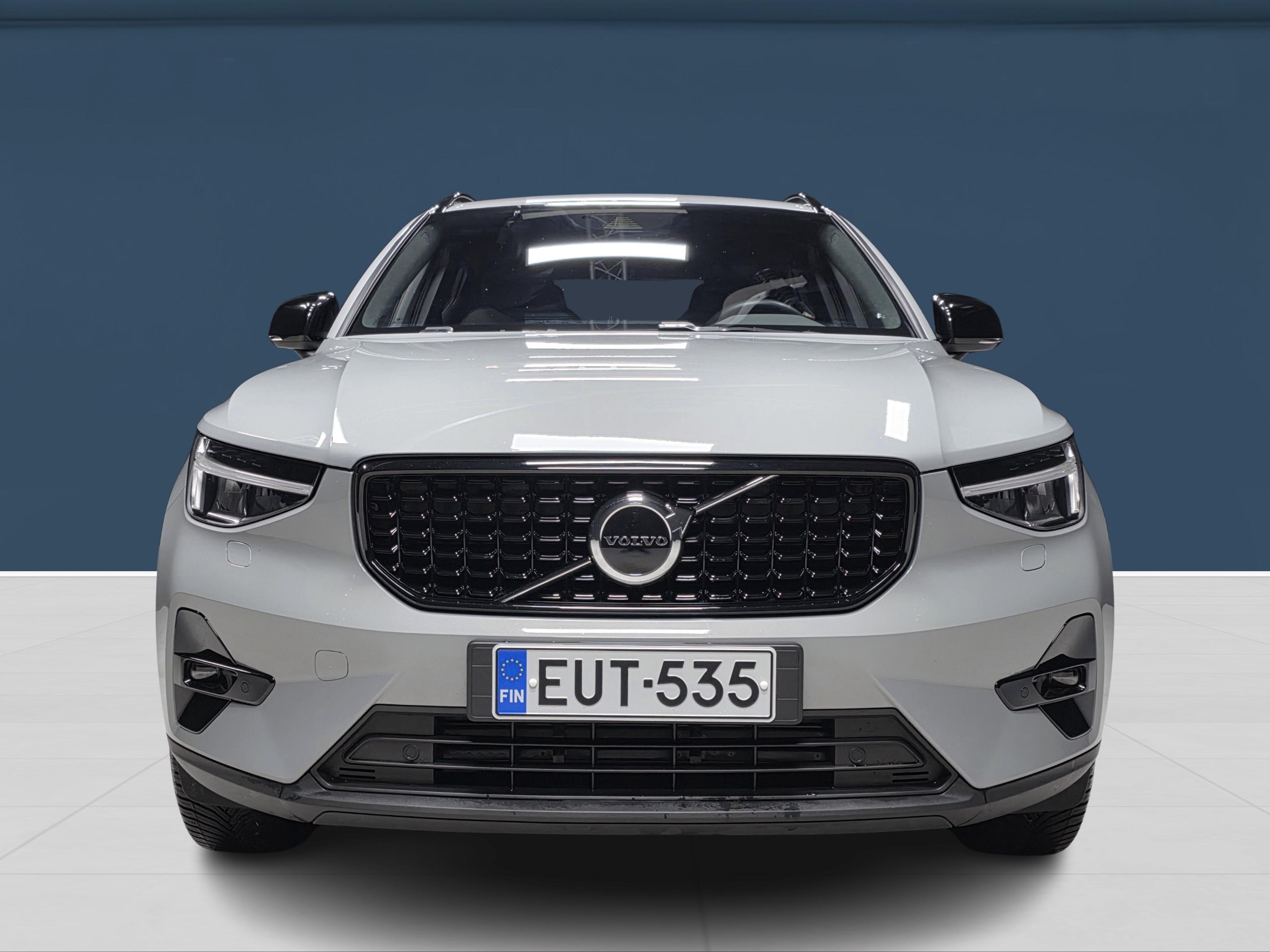 Volvo XC40 T5 TwE Plus Dark aut 2024, kuva 2/17